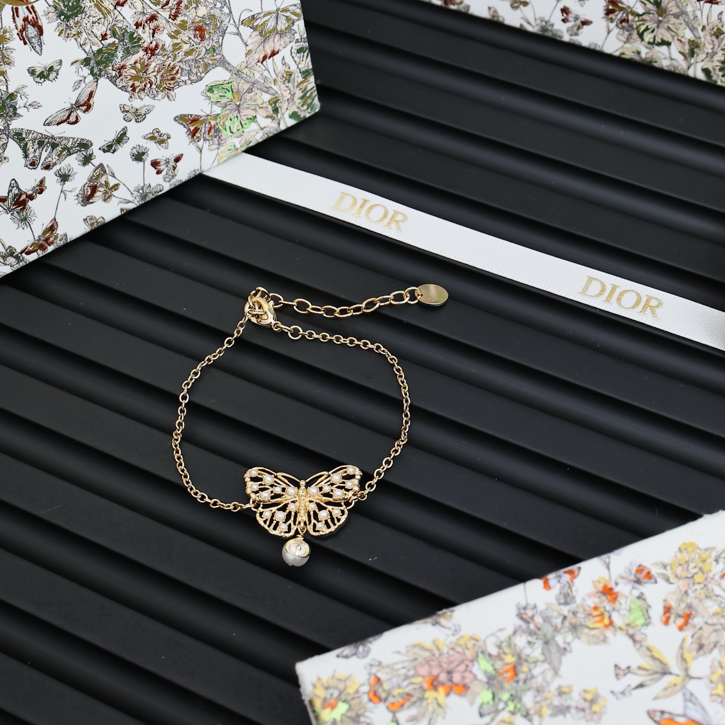 디올 팔찌 135107 Dior Bracelet 썸네일 이미지