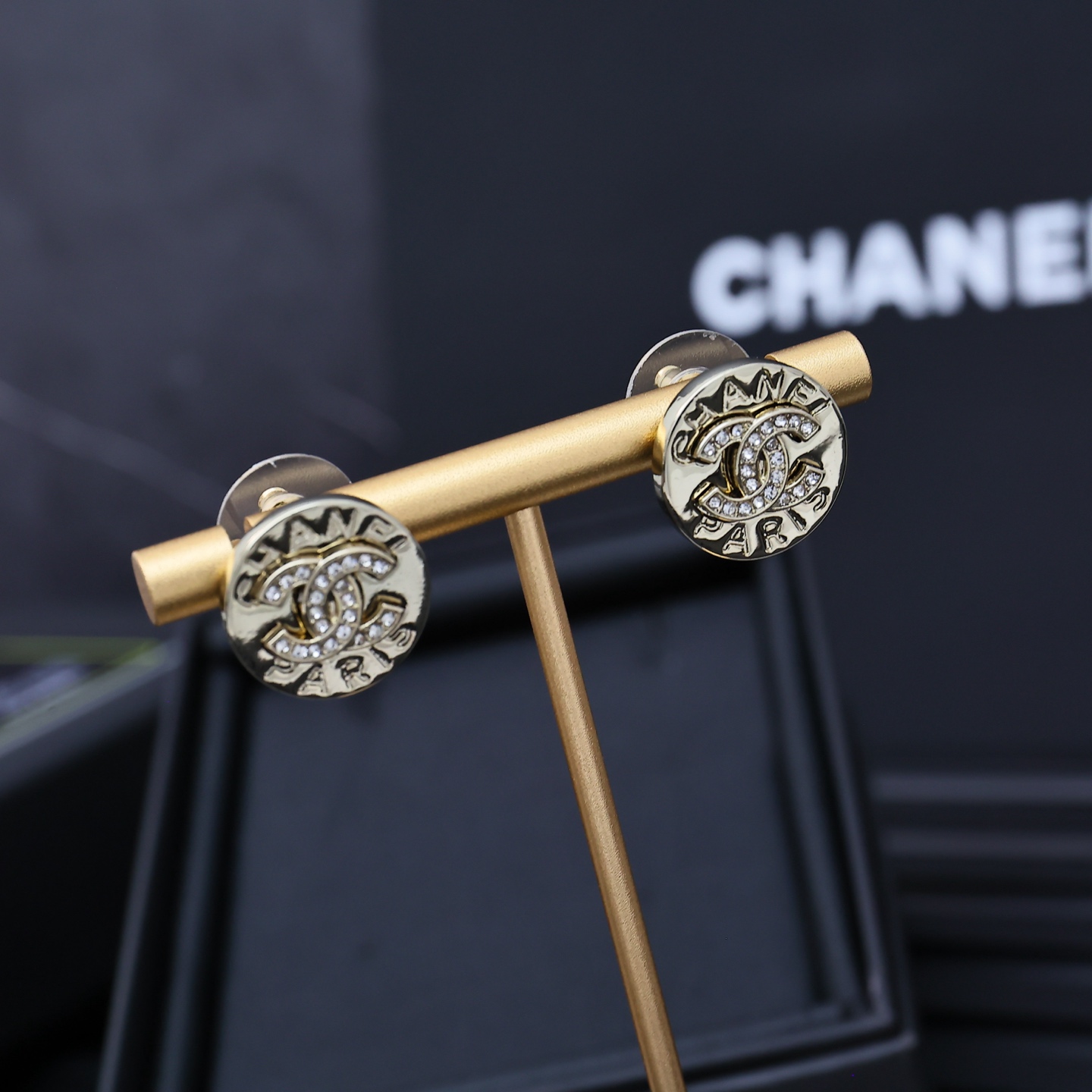Chanel 双c耳钉