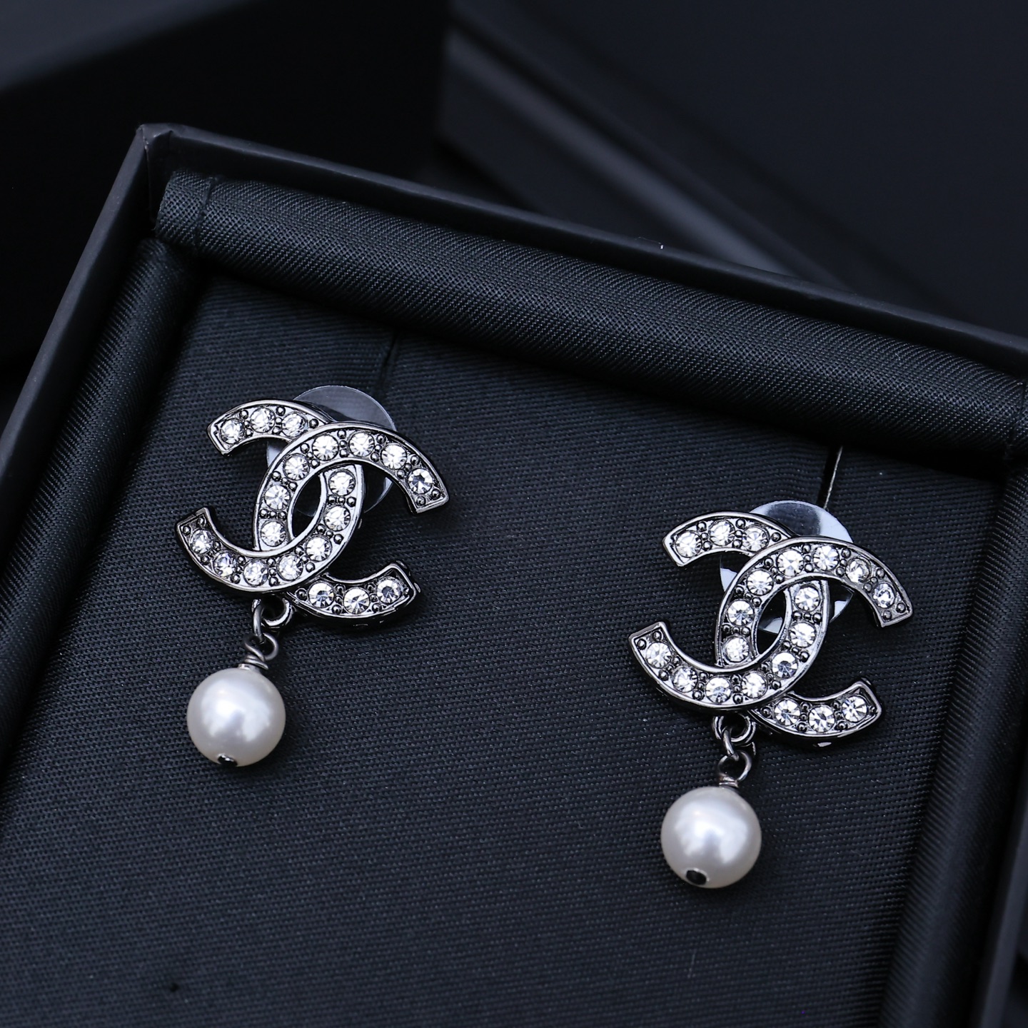 Chanel - Earrings - JRC9DB326C8949