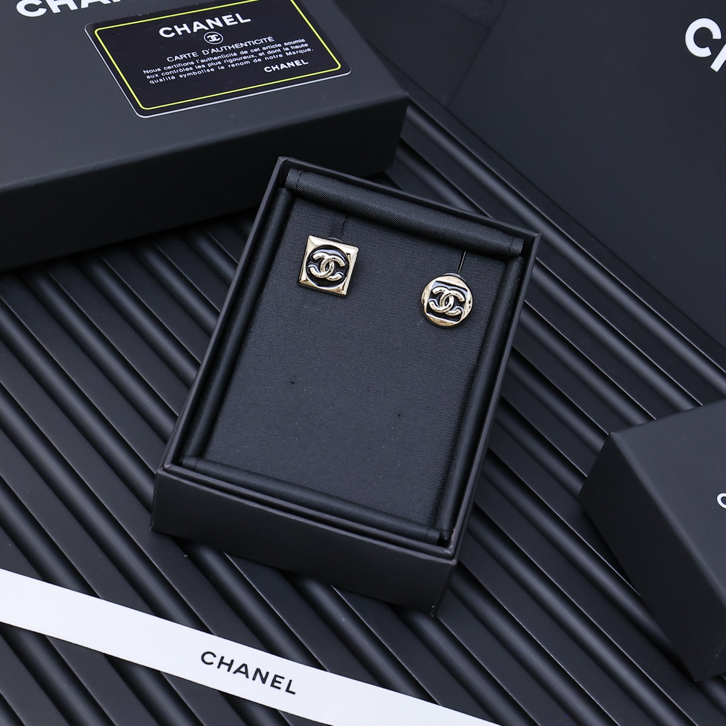 Chanel 115