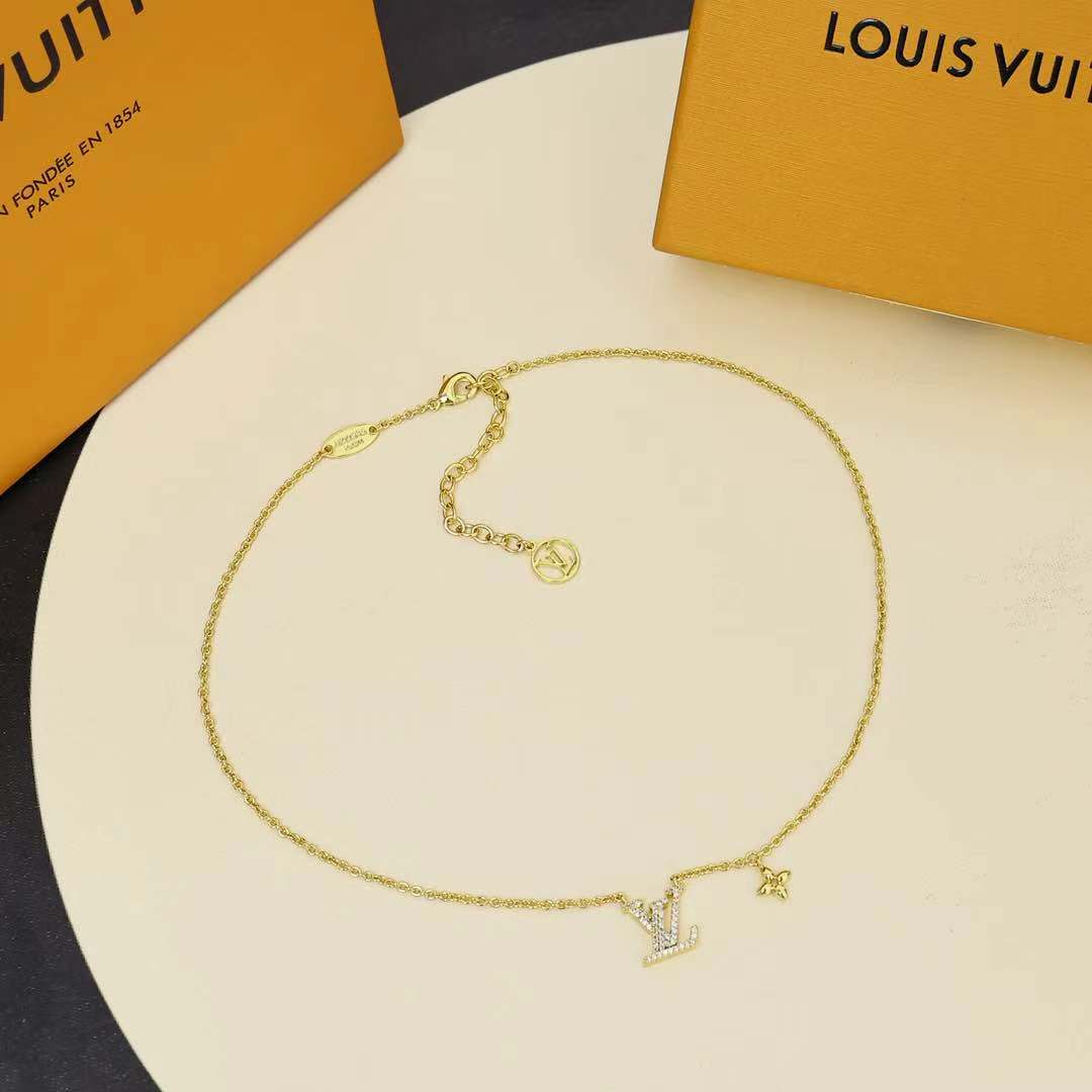 Louis Vuitton LV 新款 LADY LV满钻字母小链条项链