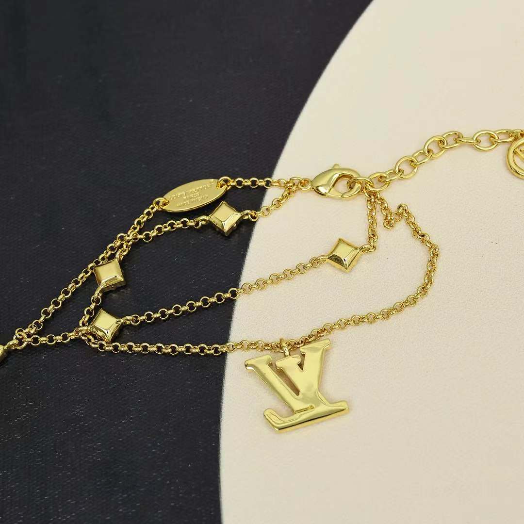 Louis Vuitton LV 新款 LADY LV满钻字母双层手链