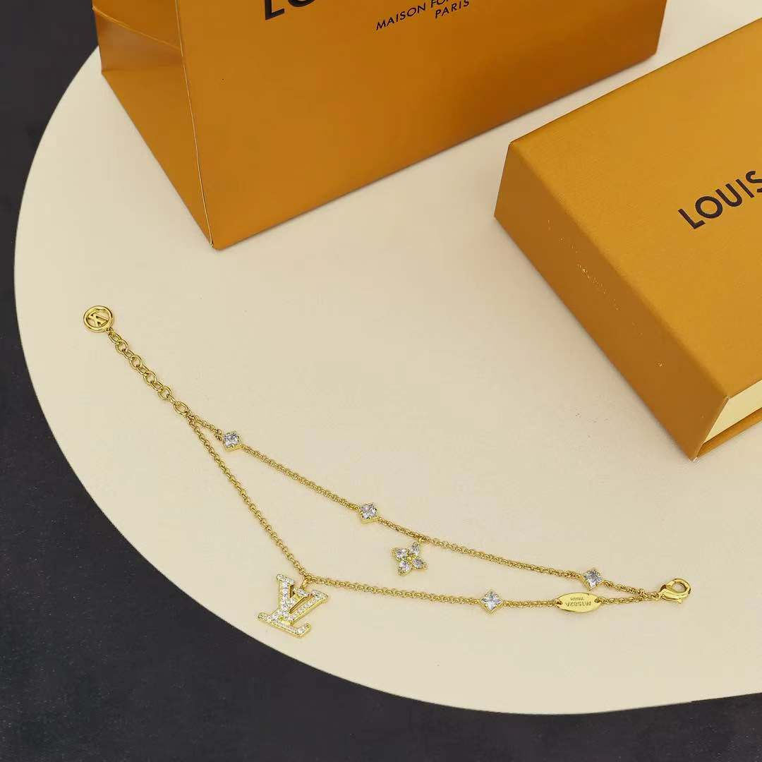Louis Vuitton LV 新款 LADY LV满钻字母双层手链