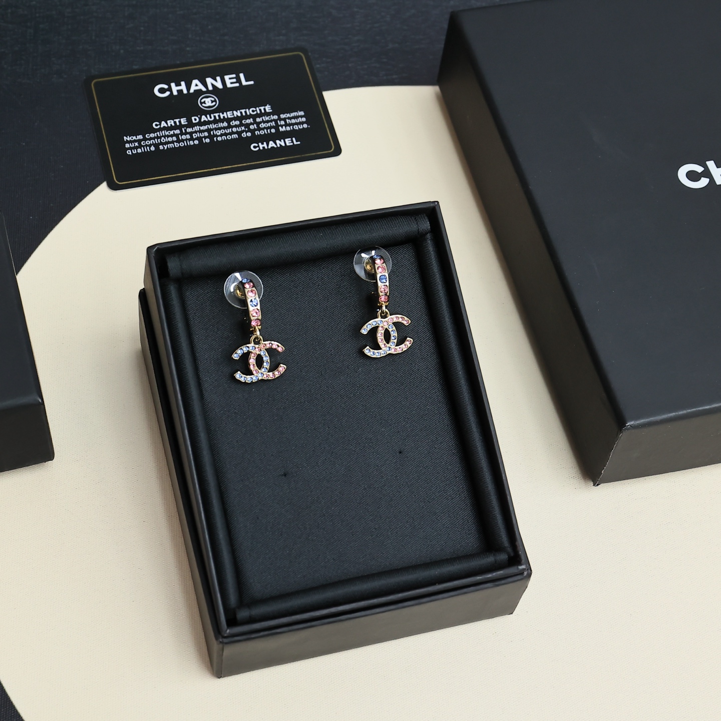 Chanel Chanel26C早春彩钻双C耳环
