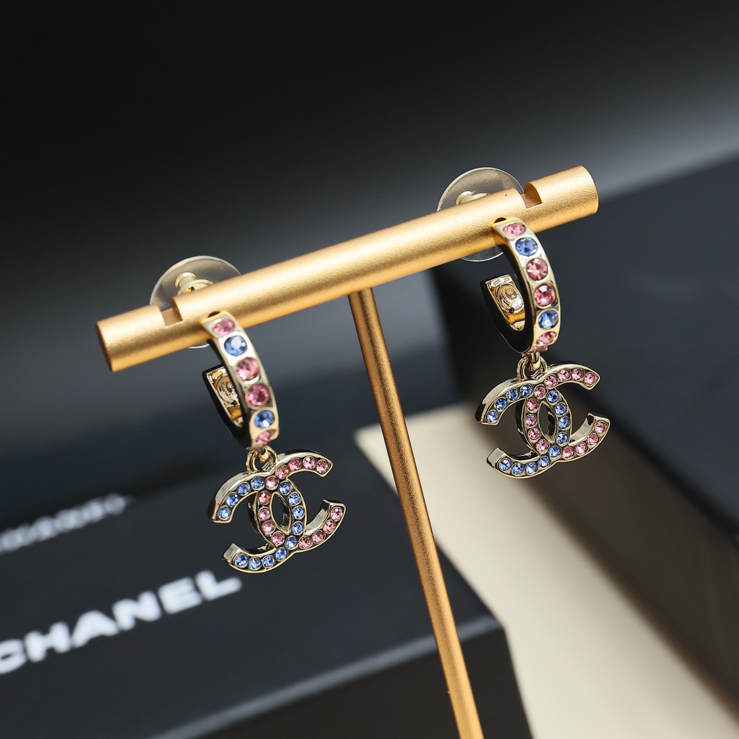 Chanel Chanel26C早春彩钻双C耳环