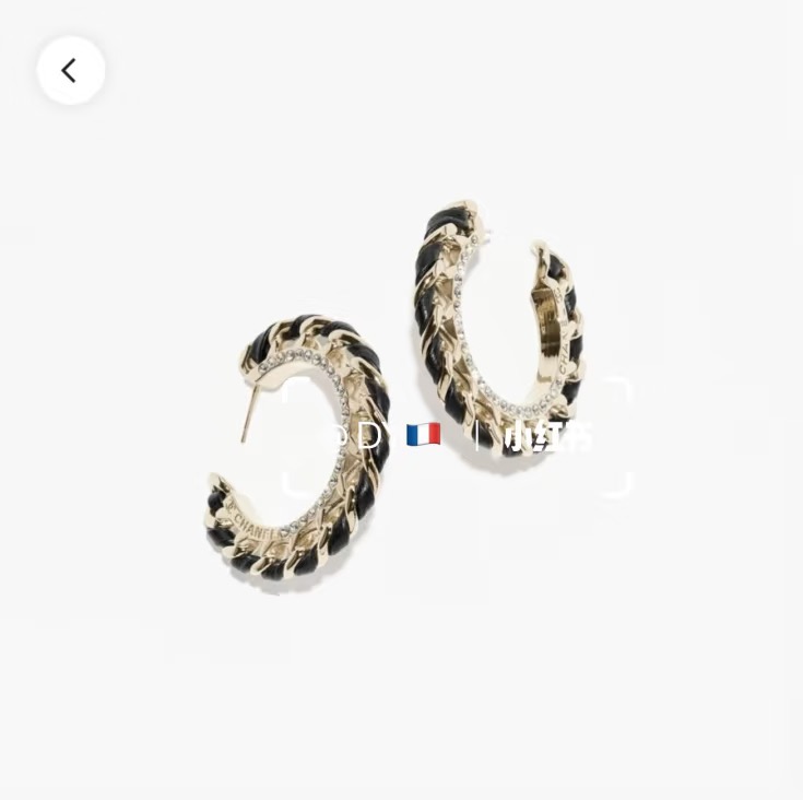 Chanel黑色皮革镶钻耳环 7