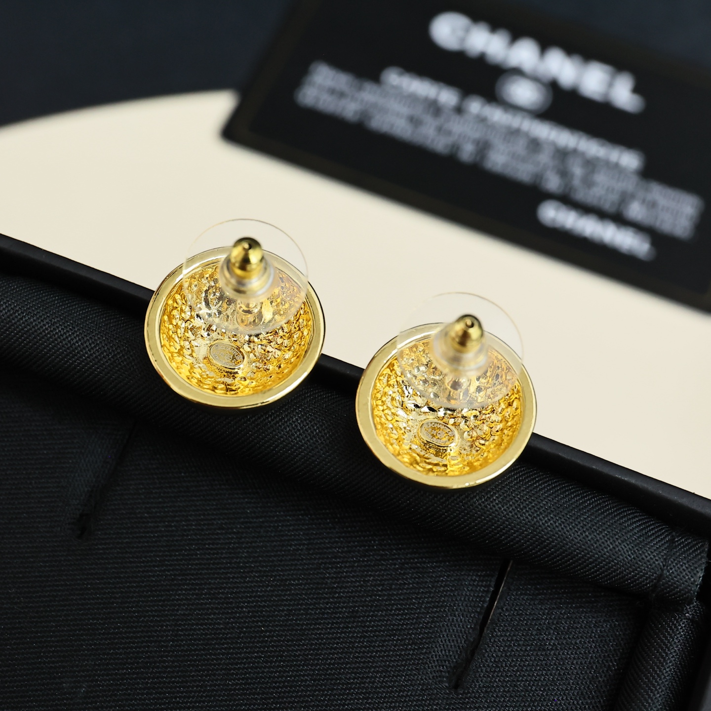 Chanel Chanel26C金球耳钉