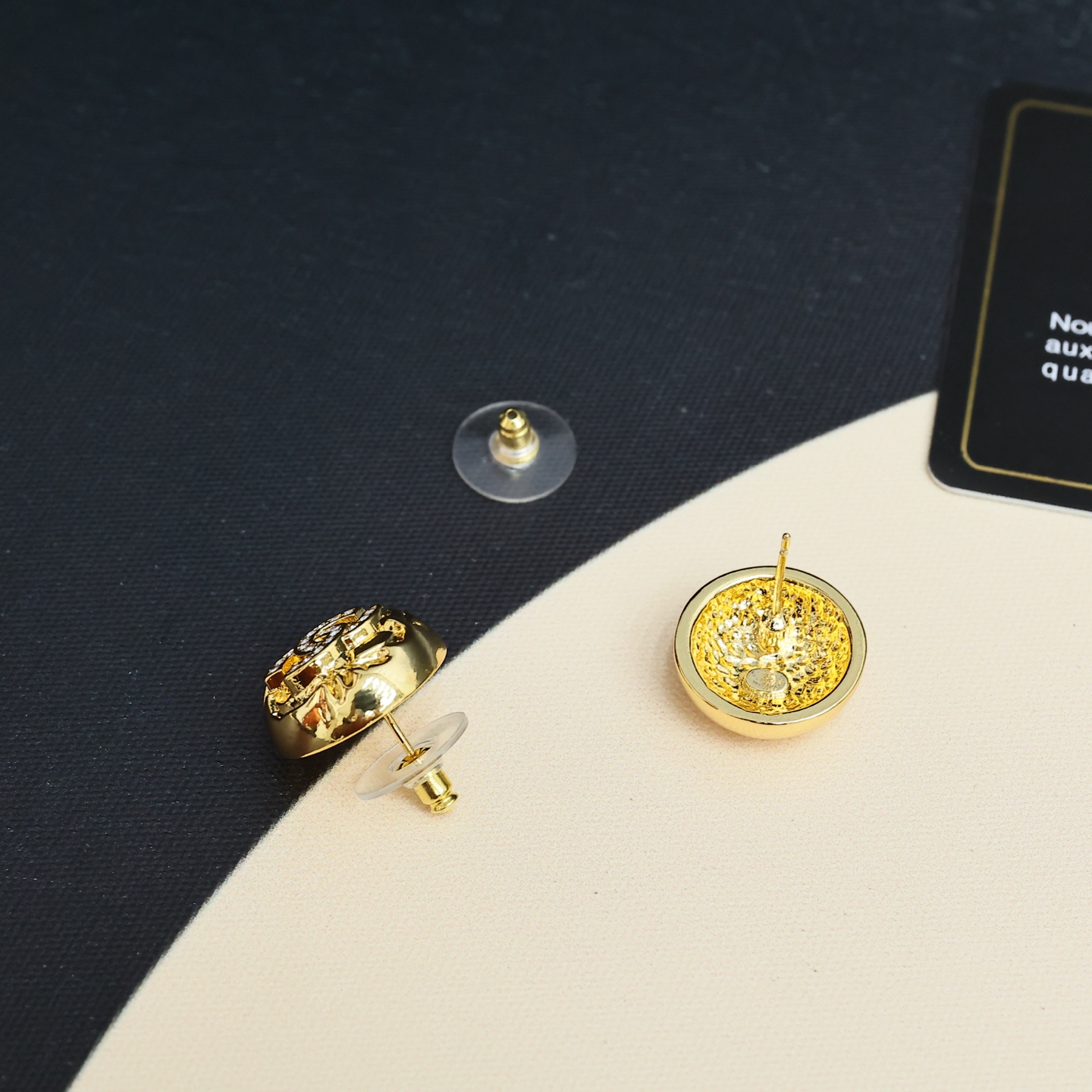 Chanel Chanel26C金球耳钉