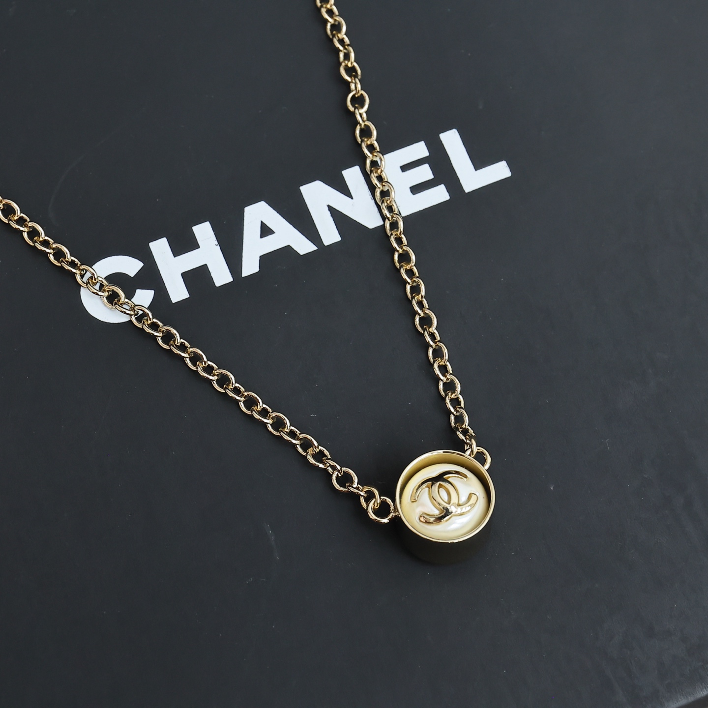Chanel 25K珍珠链条项链 4