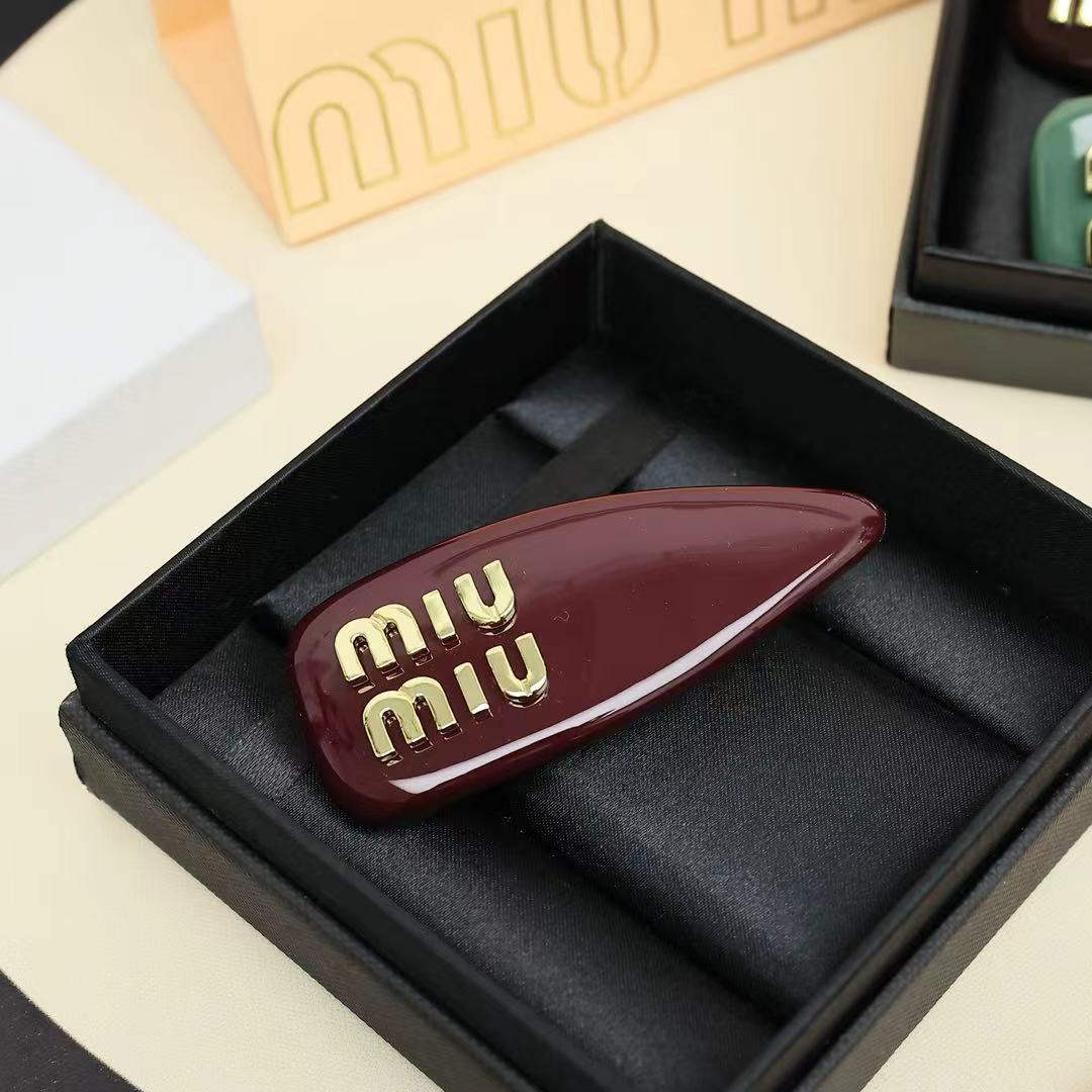Miu Miu miumiu。糖果色面包发夹