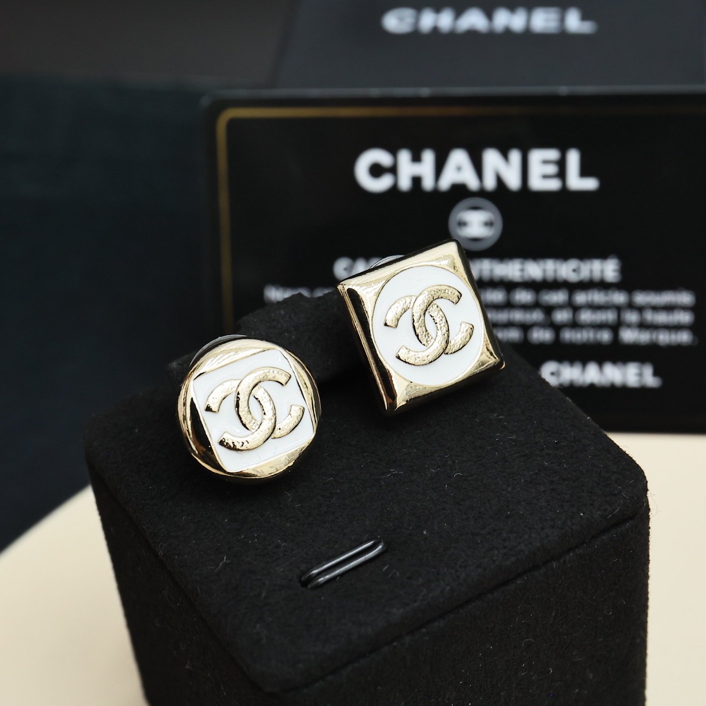 Chanel 115