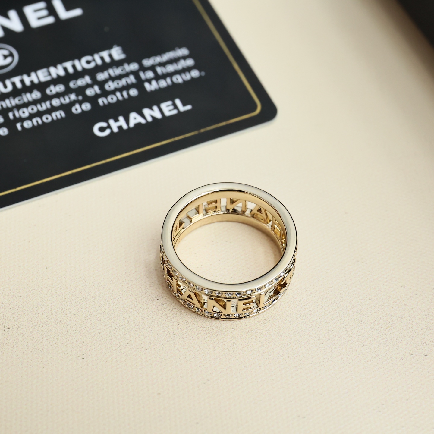 Chanel CHANEL 镂空字母戒指