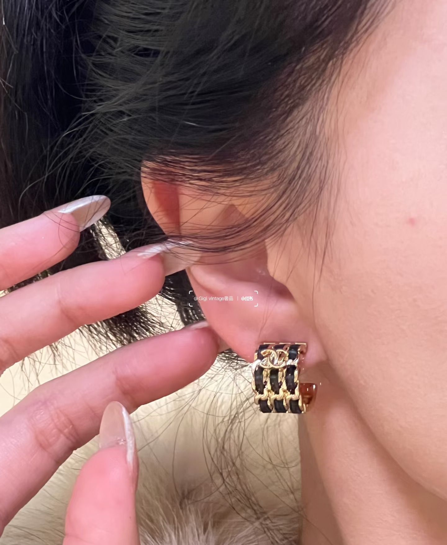 Chanel Chanel黑色皮穿链条耳钉