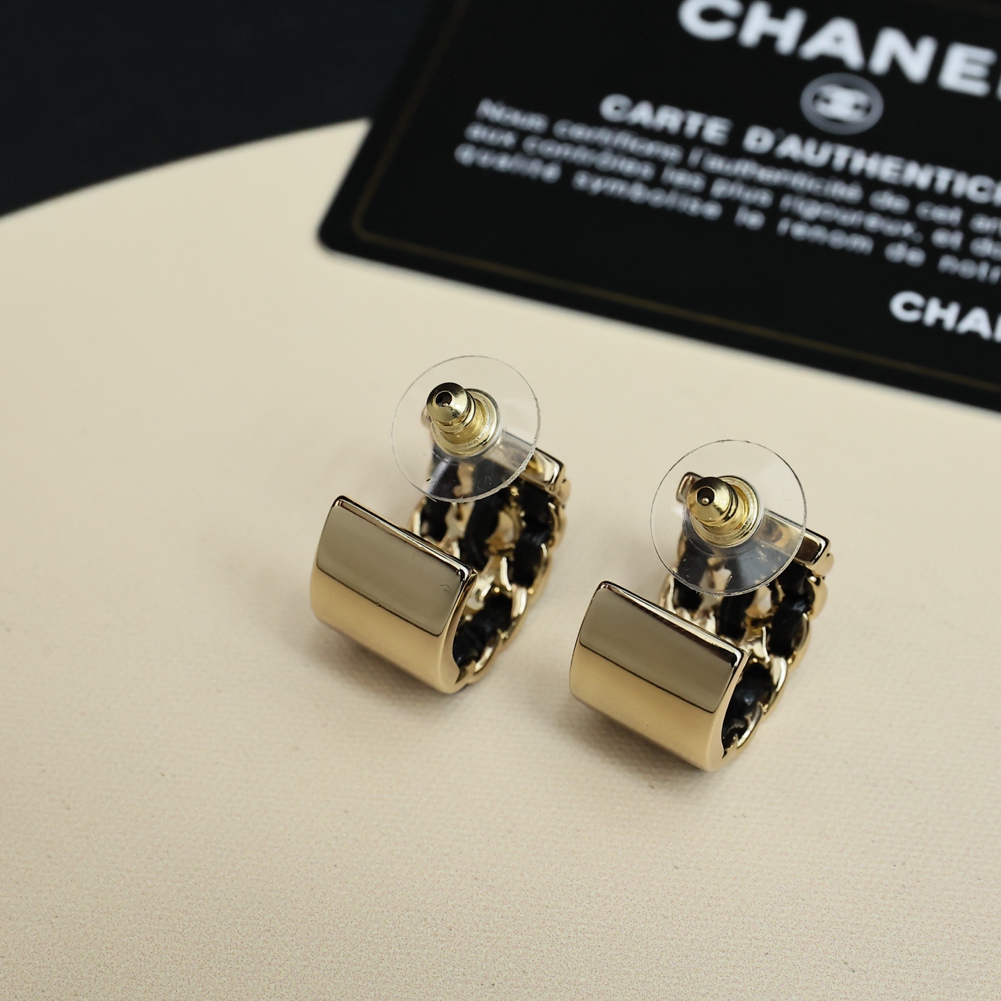 Chanel Chanel黑色皮穿链条耳钉