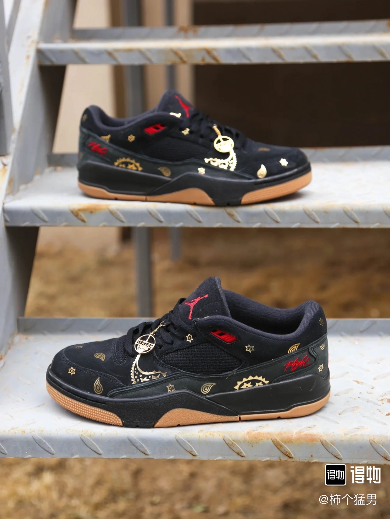 Jordan FLIGHT COURT Low-Top Basketball Shoes - Black Gold Design 2 i1745299545131 5637 0 0