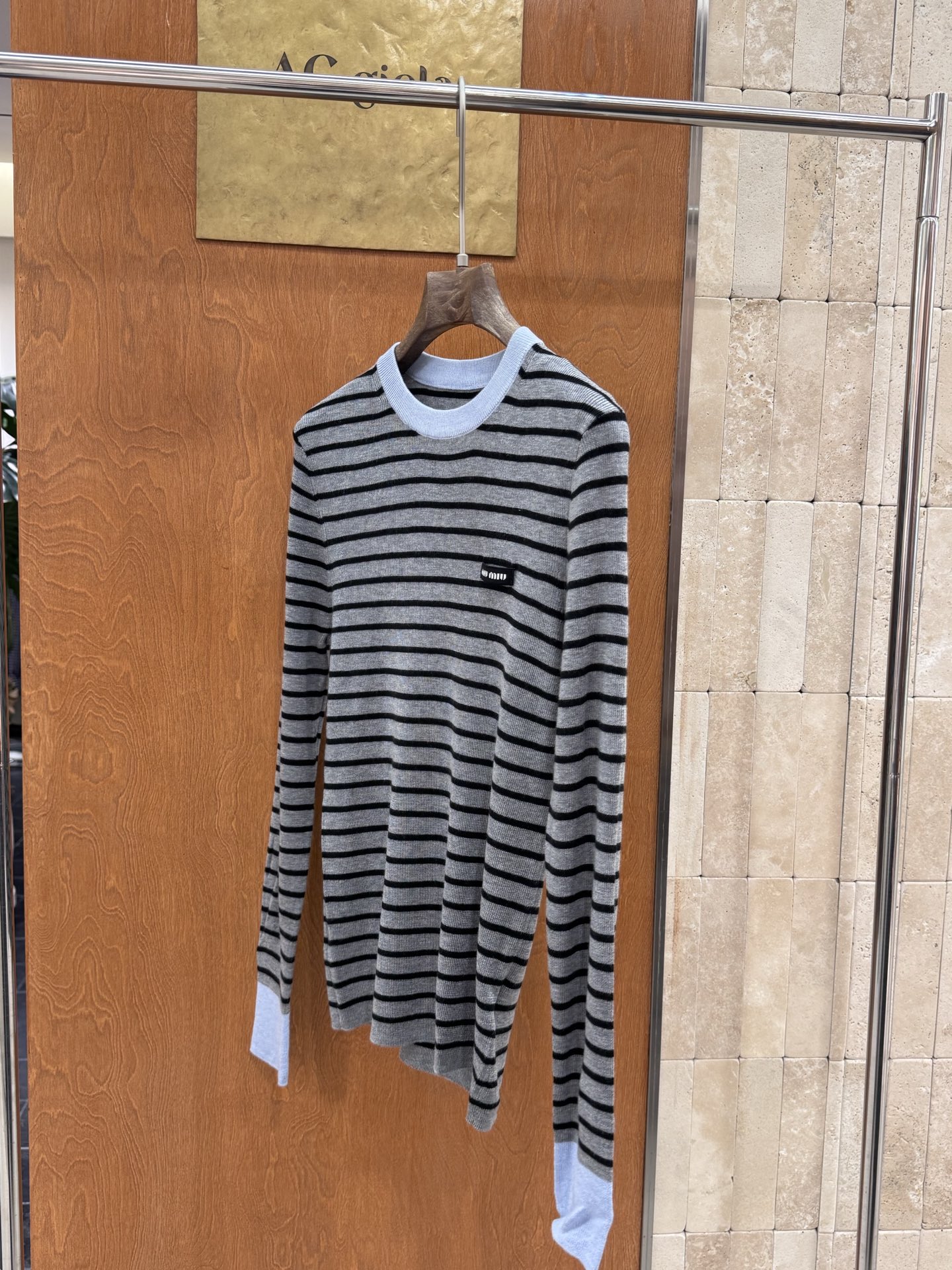 i1764496695211 2235 0 5