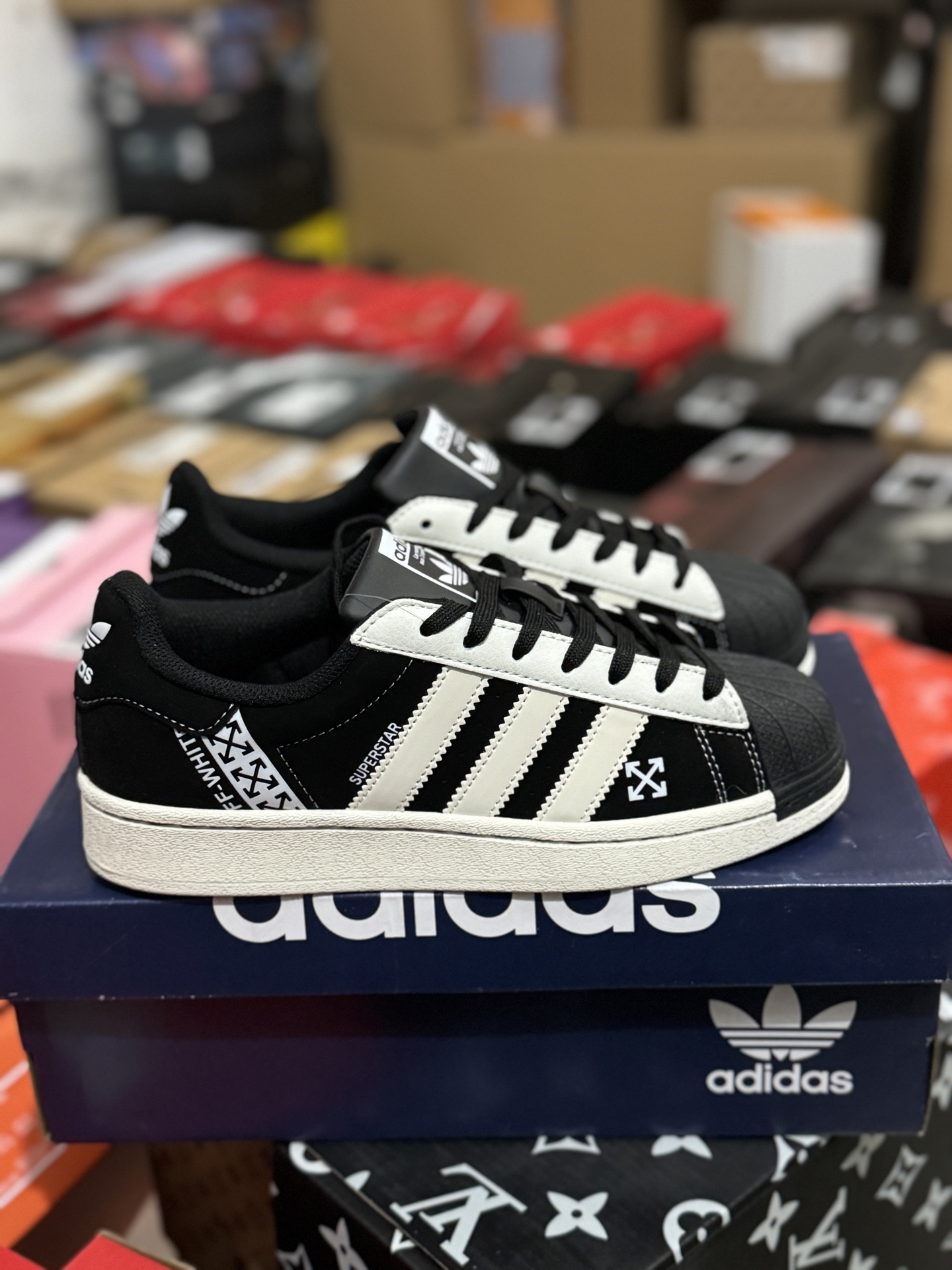 🛒放假倒计时❗❗
🉑发货已经没几天咯，早买还有时间退换⚠️
看中款式带图联系我哦～