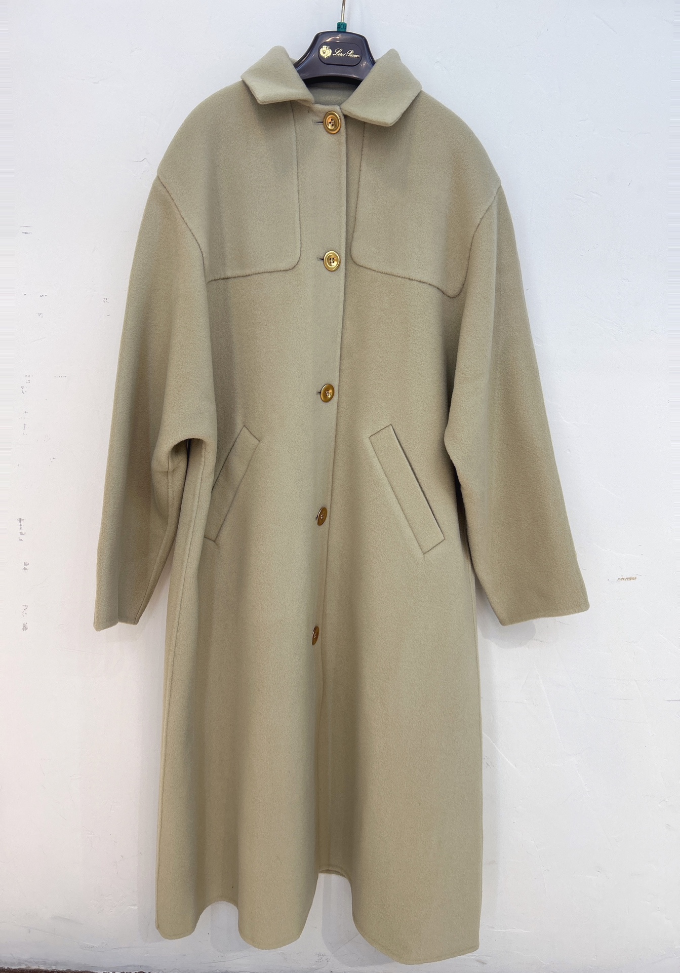 NO:589388,L new cashmere coat size 38 40 ready stock, loro piana, alexander wang19860909L新款羊绒大衣 尺码38 40 现货,,loro piana,alexander wang,Women's clothing