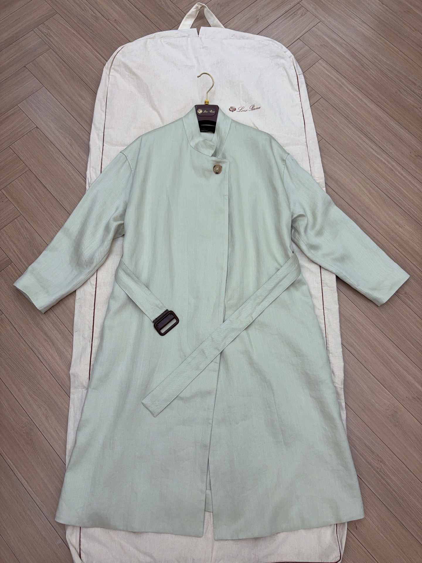 Loro Piana Veste d'Extérieur en Lin Vert d'Automne pour Femme