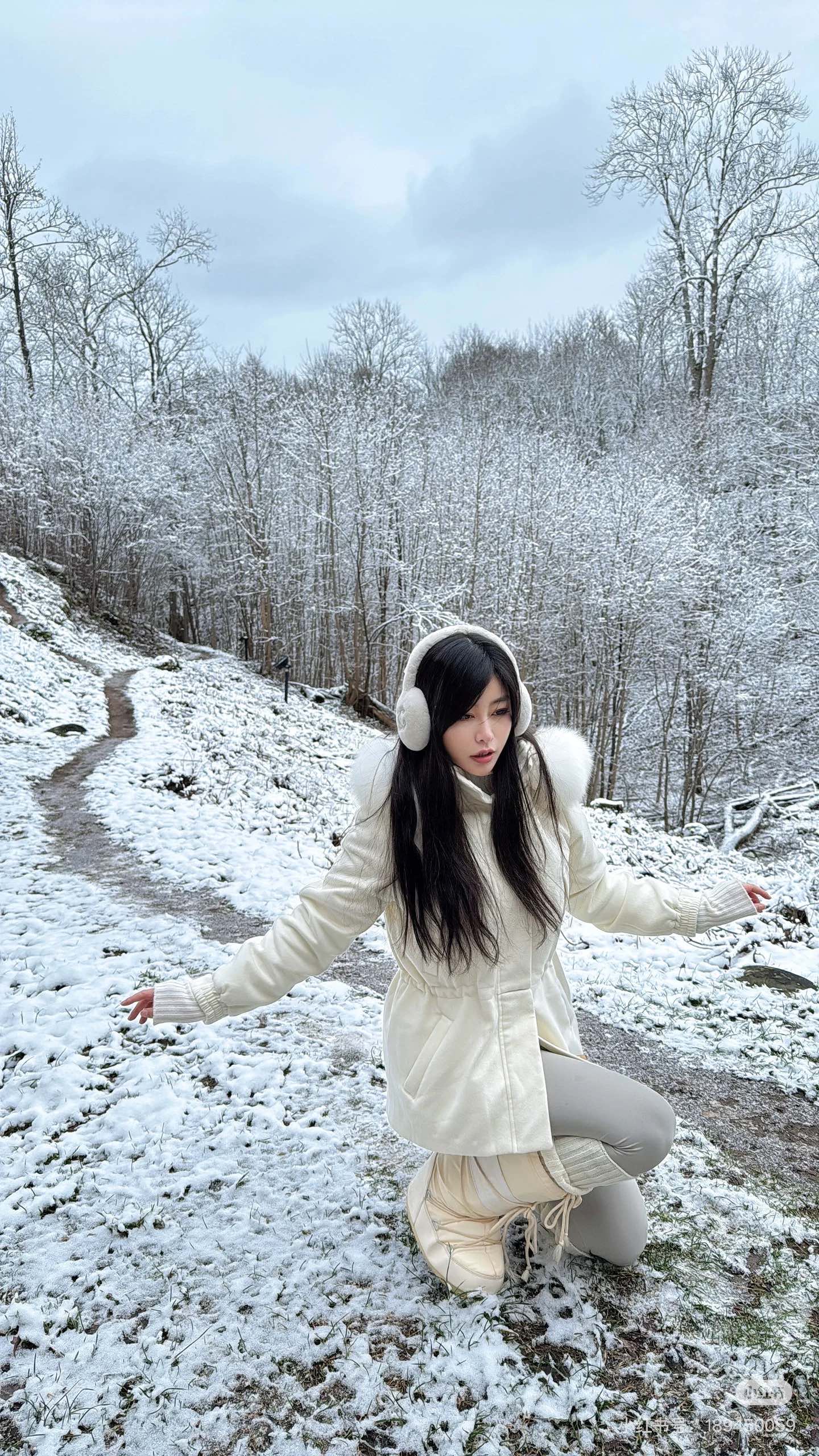 NO:516974,Reference for upper body, it's really nice, alexander wang19860909上身参考 简直不要太好看,,alexander wang,Women's clothing