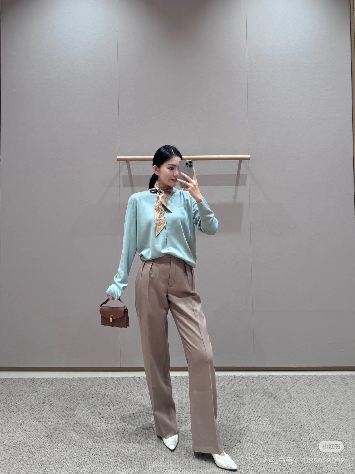 NO:534187,Loro iana outfit | Blue high-end feel~ yb custom size 36 38 40 on sale in stock, loro piana, alexander wang19860909Loro iana穿搭 | 蓝色的高级感～ yb 定制 尺码36 38 40 现货发售,,loro piana,alexander wang,Women's clothing