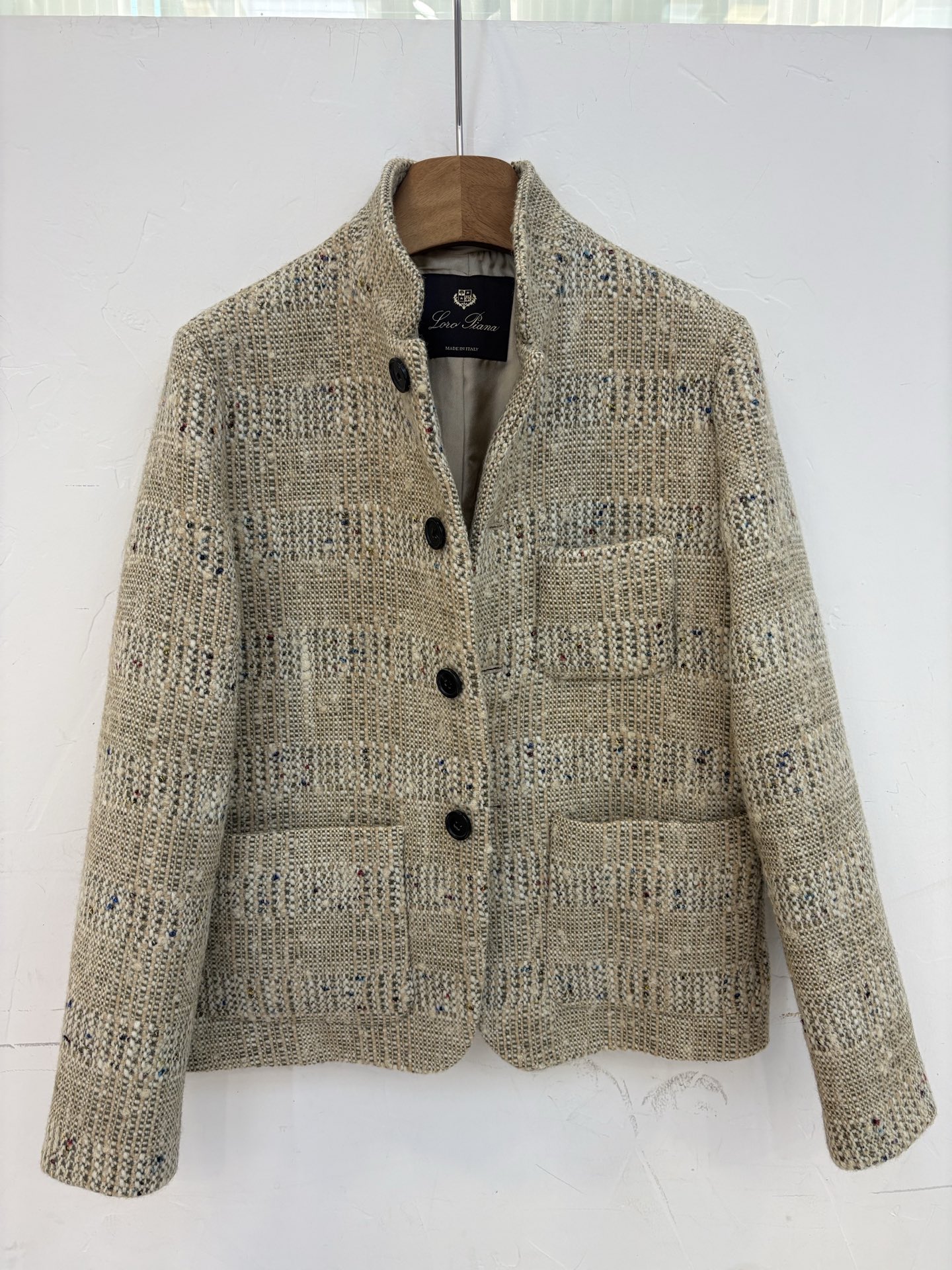 NO:650107,L's new autumn and winter wool tweed jacket has been shipped. yb custom made of custom-woven mixed wool, stand-up collar design, simple old money style, lined with silk, size 36 38 40,,loro piana,jackets & coats,jackets & coats,real silk,alexander wang19860909L秋冬新款羊毛花呢夹克外套出货了 yb定制 采用定织定纺混线羊毛,立领设计 简约 老钱风 内衬真丝 尺码36 38 40,,loro piana,jackets & coats,jackets & coats,real silk,alexander wang,Women's clothing