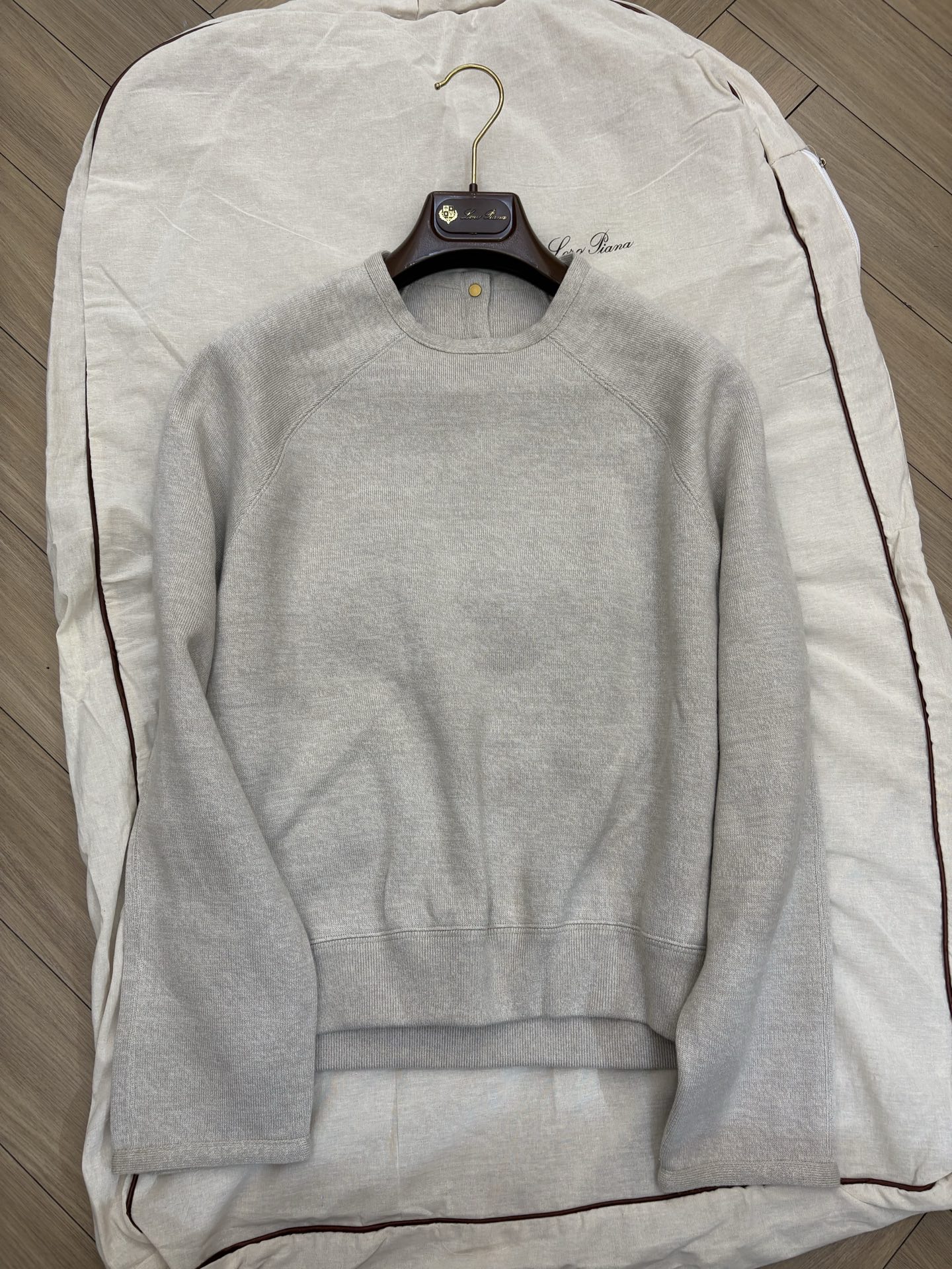 NO:712716,Early spring new sweatshirts 36 38 40,,hoodie,sweatshirts,19860909早春新品卫衣 36 38 40,,hoodie,sweatshirts,,Women's clothing