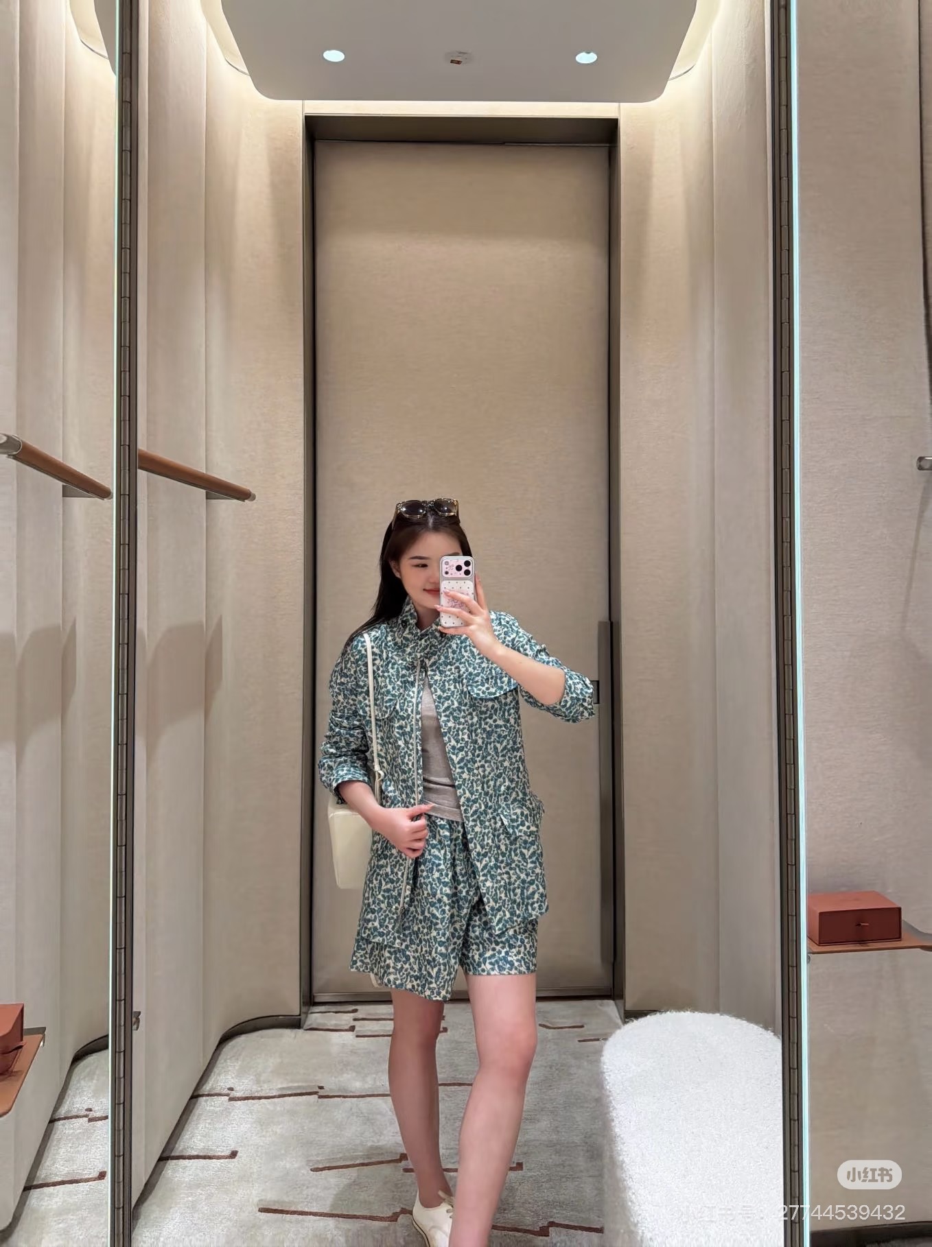 NO:876223,Upper body reference,,19860909上身参考,,,Women's clothing