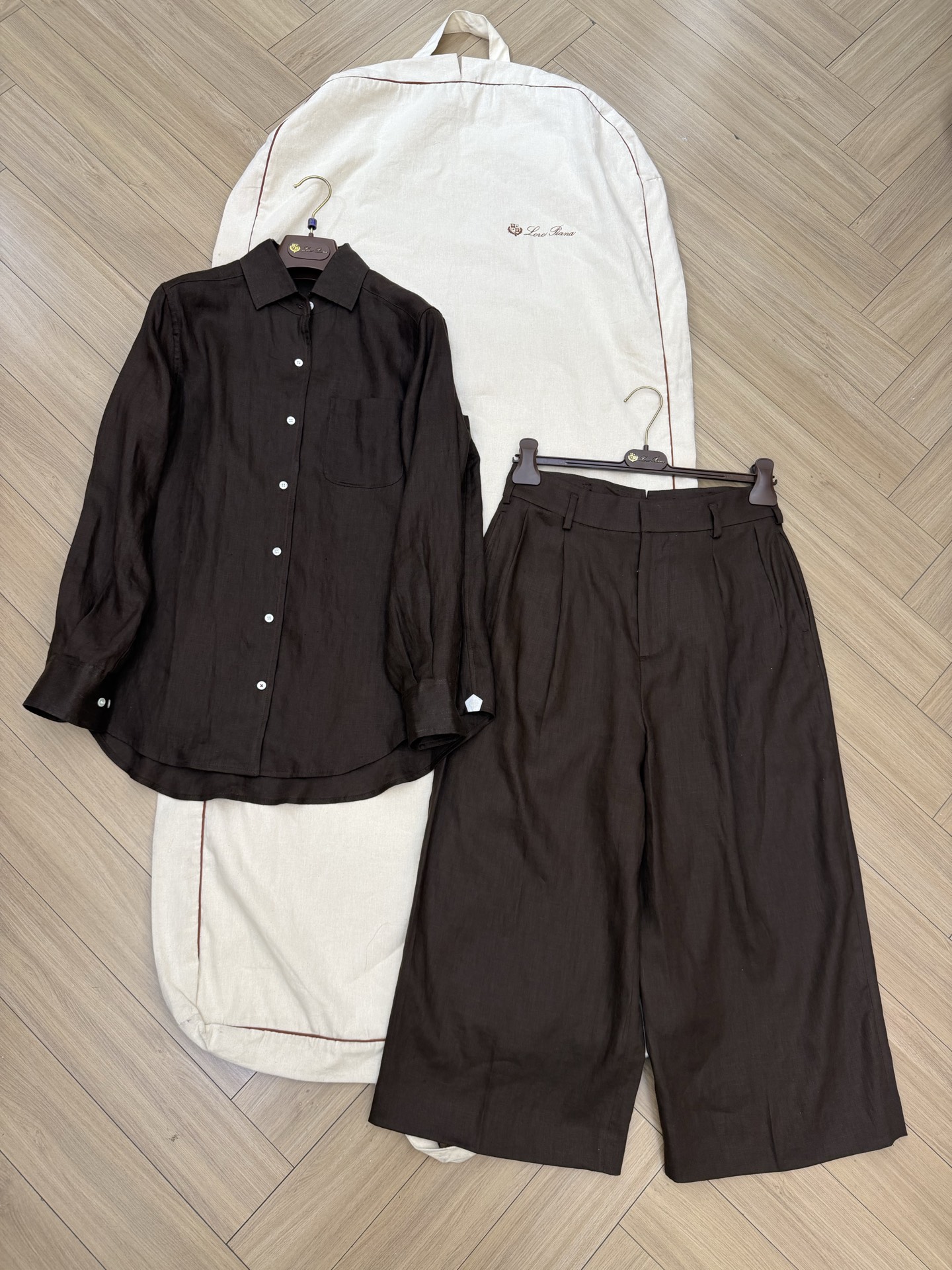 NO:877321,L new linen suit shirt nine-point pants dark brown size 36 38 40 ready for sale, loro piana,19860909L新款亚麻套装 衬衣九分裤 深咖色 尺码36 38 40现货发售,,loro piana,,Women's clothing