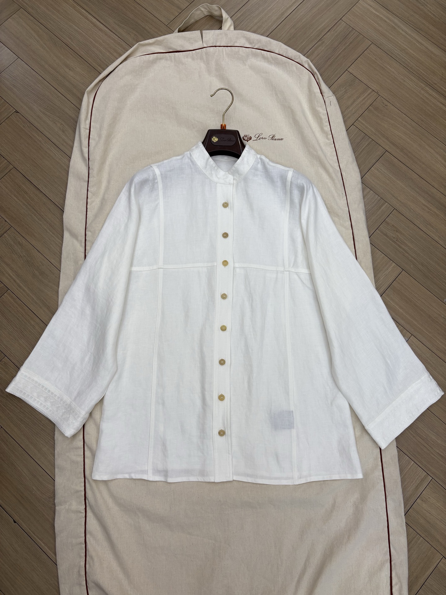 NO:903979,Loro iana new linen top with embroidered collar and cuffs yb customized white size 36 38 40 ready for sale, loro piana,19860909Loro iana 新款亚麻上衣 领口袖口刺绣 yb定制 白色 尺码36 38 40现货发售,,loro piana,,Women's clothing