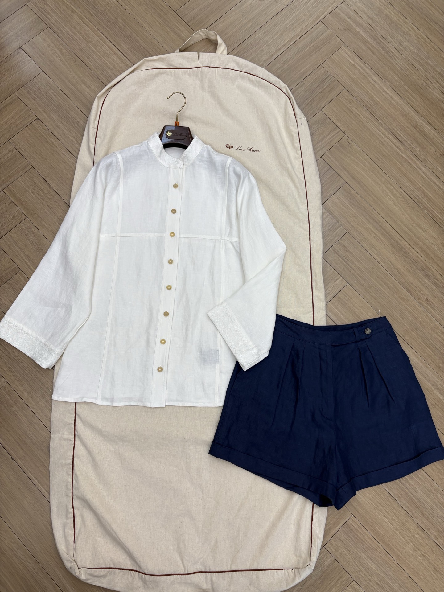 NO:903984,Similar outfit with shorts, shorts,19860909类似穿搭 搭配短裤效果,,shorts,,Women's clothing
