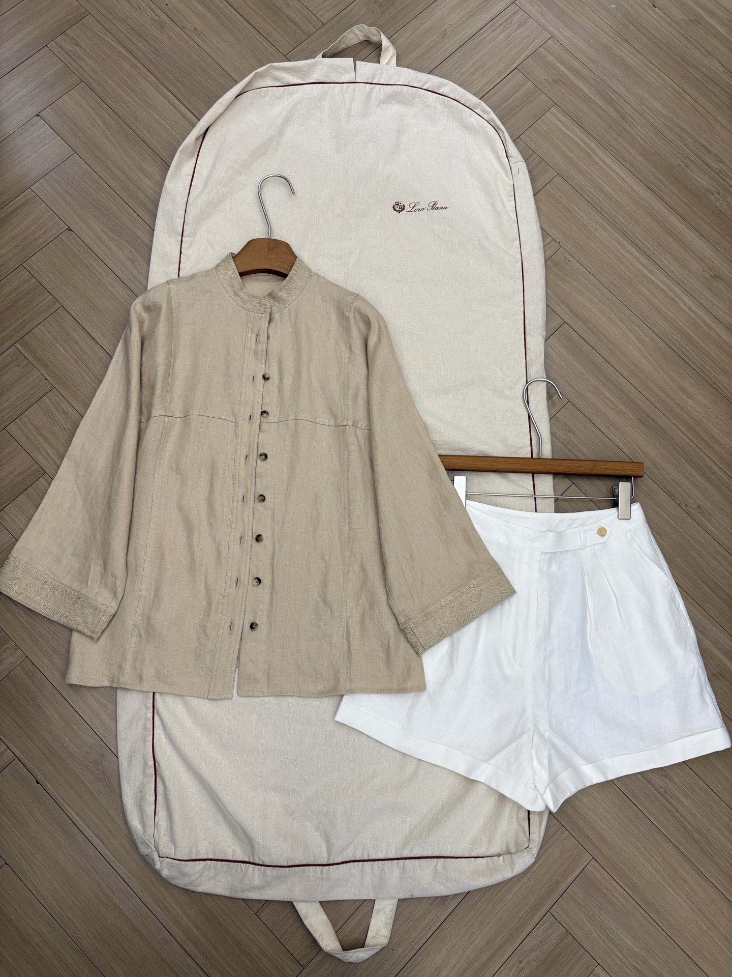 NO:905665,Pair with white shorts for upper body reference,,shorts,19860909搭配白色短裤 上身参考,,shorts,,Women's clothing