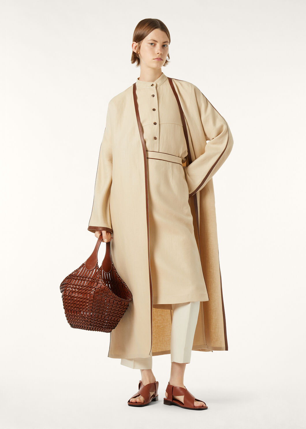 NO:907825,Official website model pictures,,19860909官网模特图,,,Women's clothing