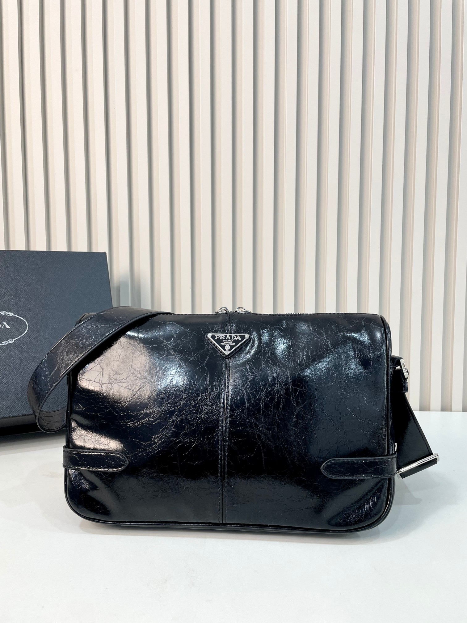 Queenxuan New Product Recommendation | 188 Box | Prada | Unisex Style | Items Sought After By Many Celebrities | Fabric Hardware | Quality, High Return Rate | Size 31.20cm