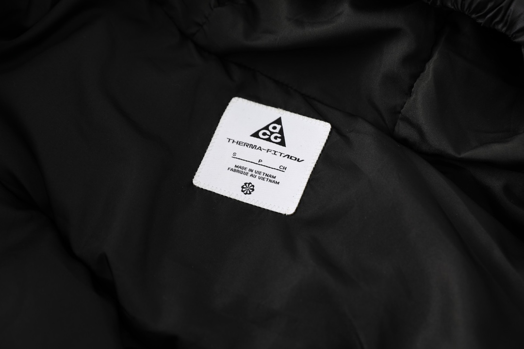 NIKE NKACG Hooded Cotton Jacket: Warm, Rainproof, Primaloft Filling, Original Design, Stylish, Black. - 图片 8
