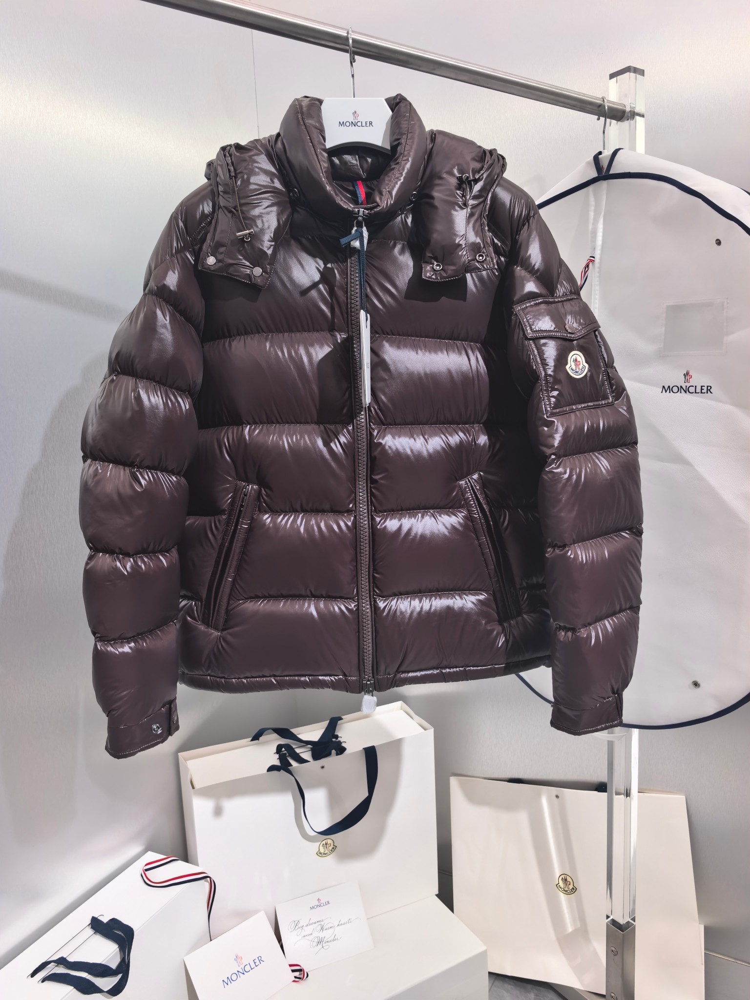 Пуховик Moncler