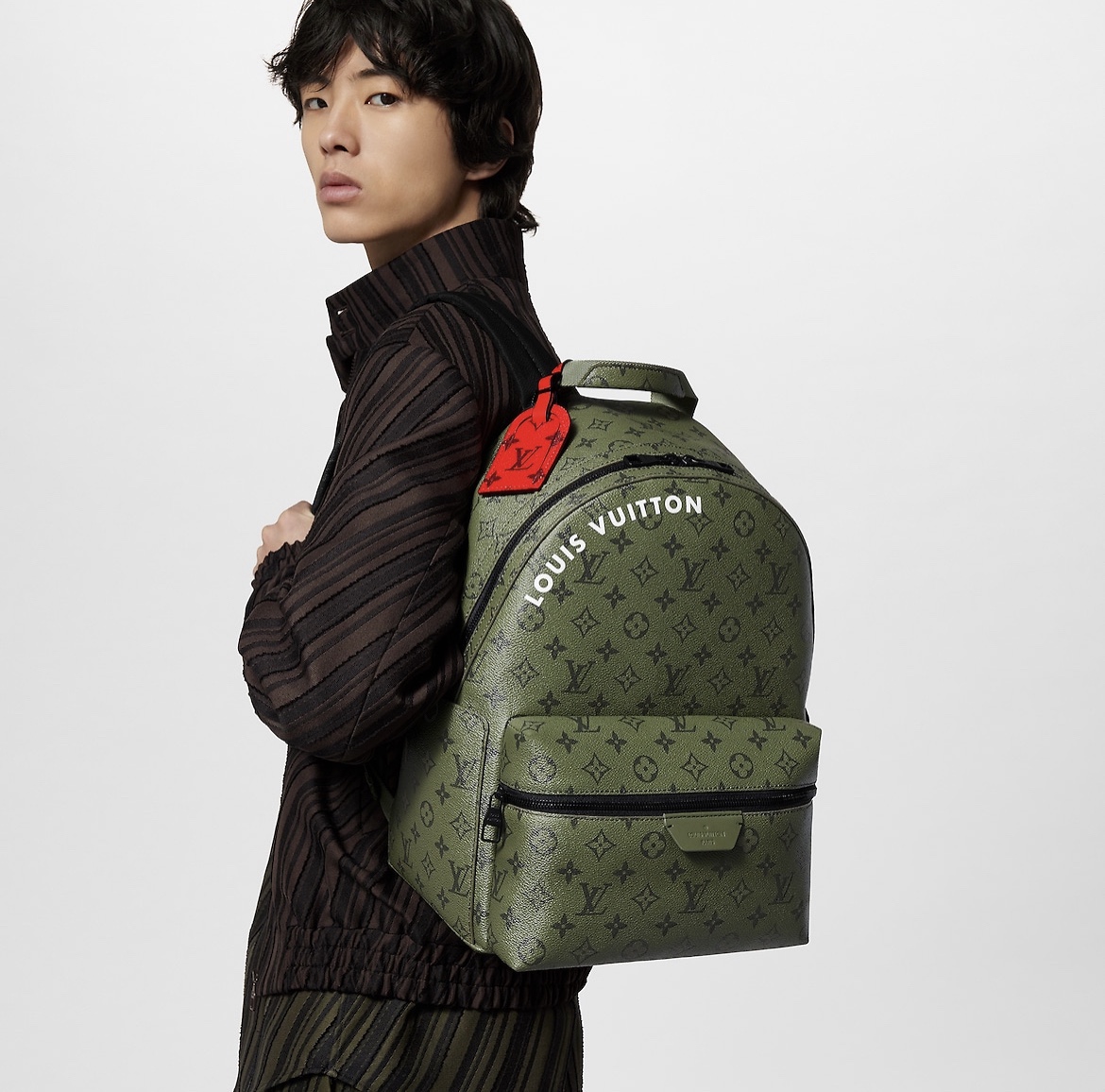 Louis Vuitton LV Discovery Small Backpack M46208 Green Upper Body Picture