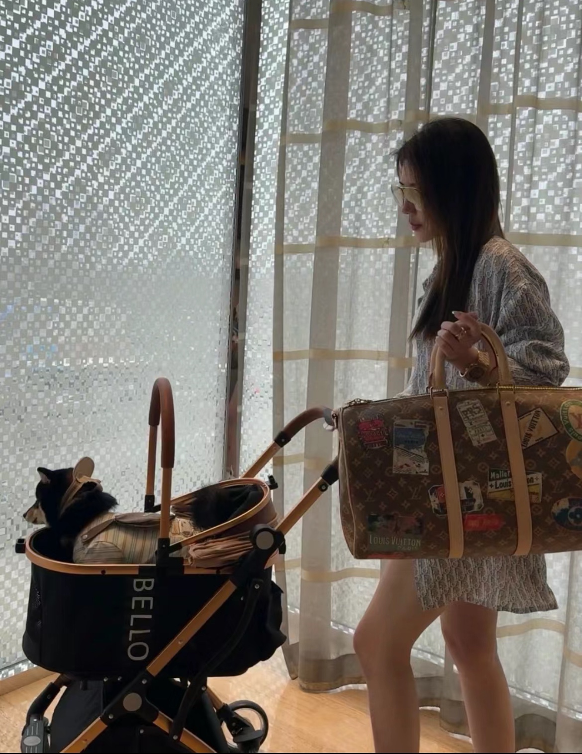 Louis Vuitton KEEPALL BANDOULIERE 45 Travel BagM24960 Presbyopia (badge) is so popular