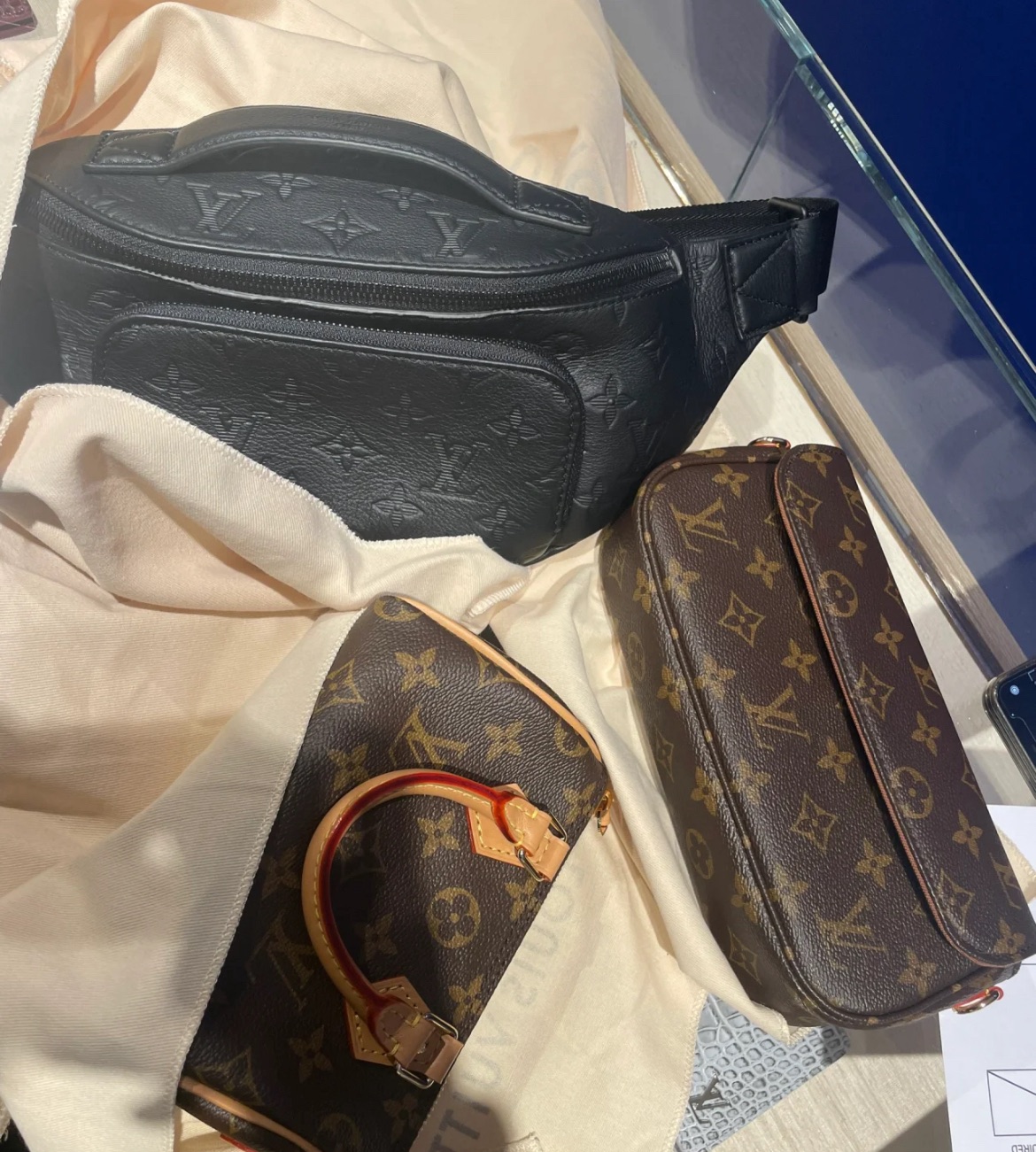 Rush  腰包lv,包 2