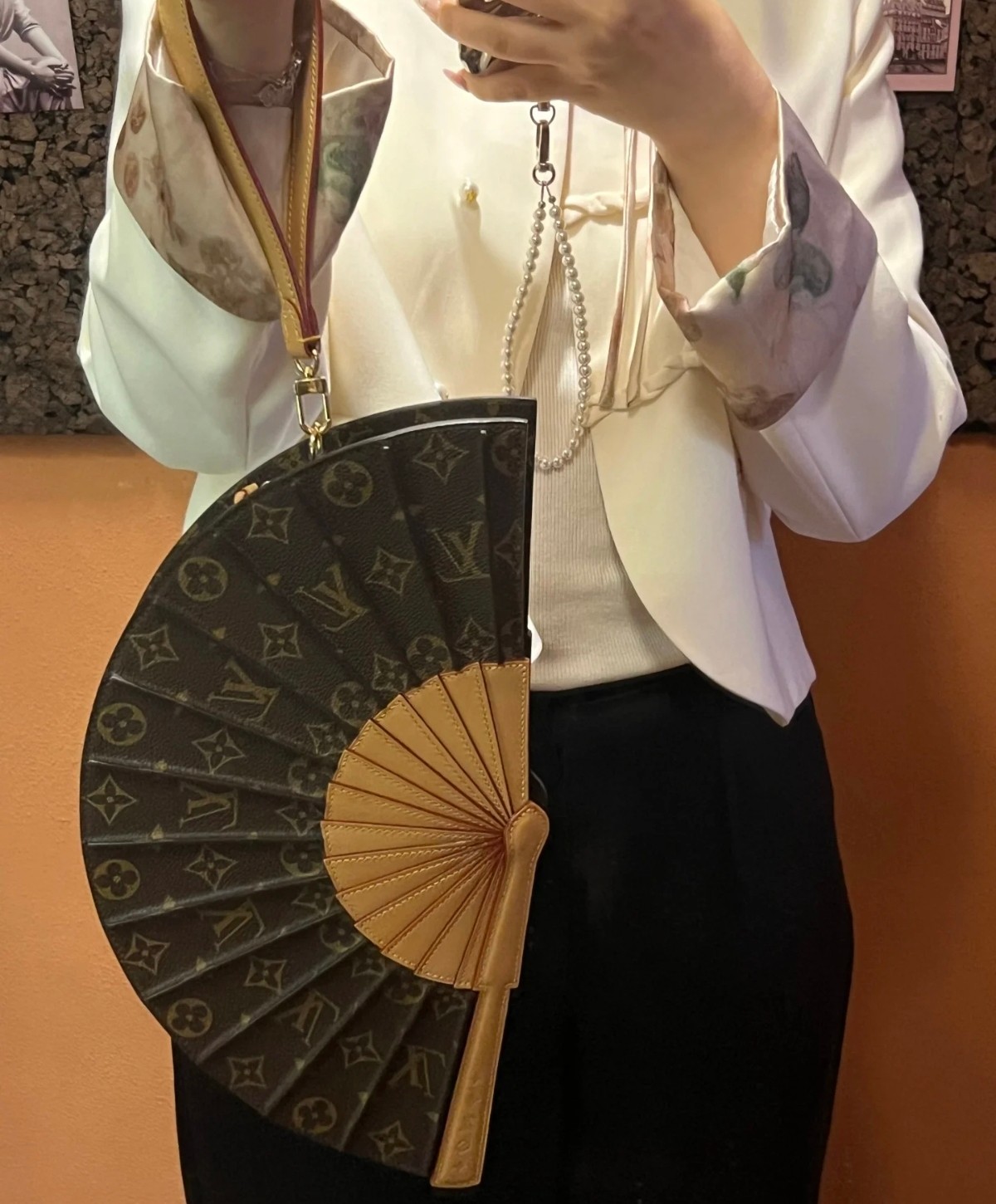 Louis Vuitton FAN 手袋lv,包 8