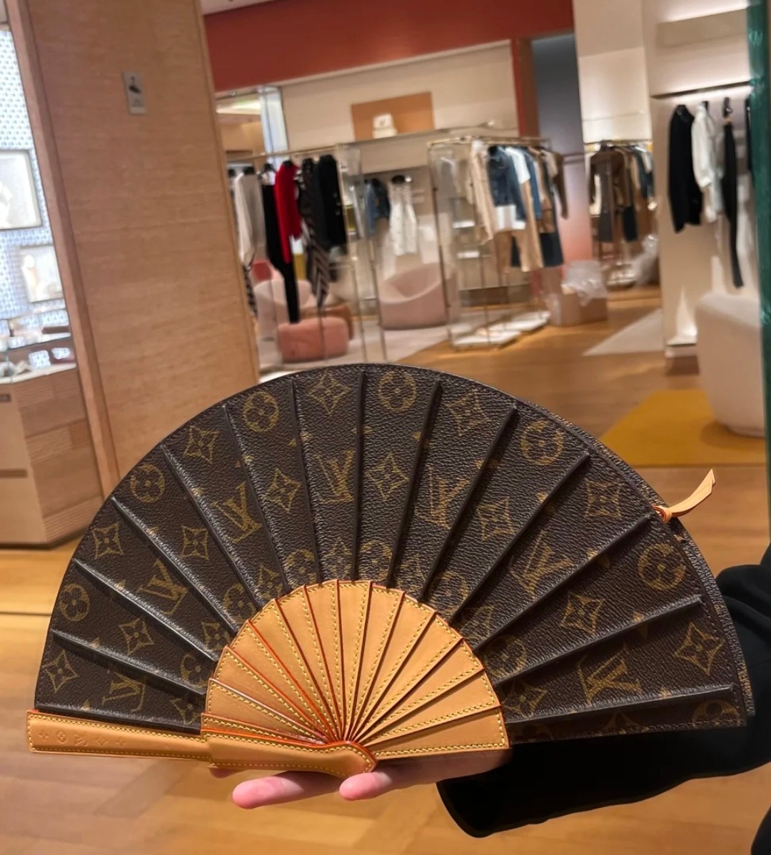 Louis Vuitton FAN Handbaglv,包 9
