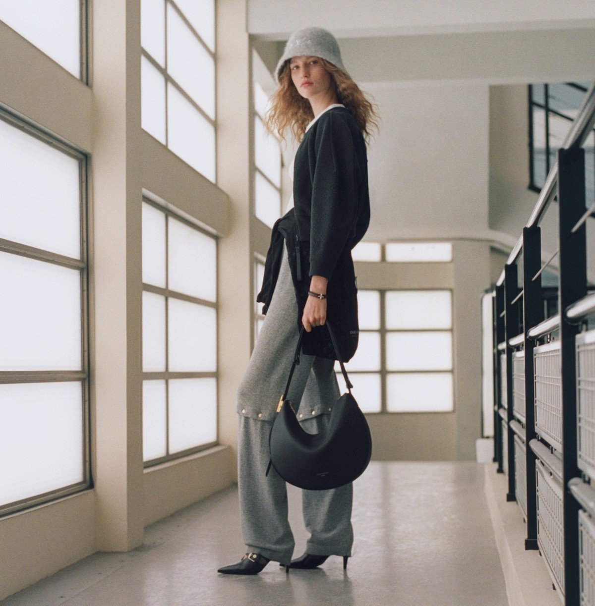 LOW KEY  手袋lv,包 7