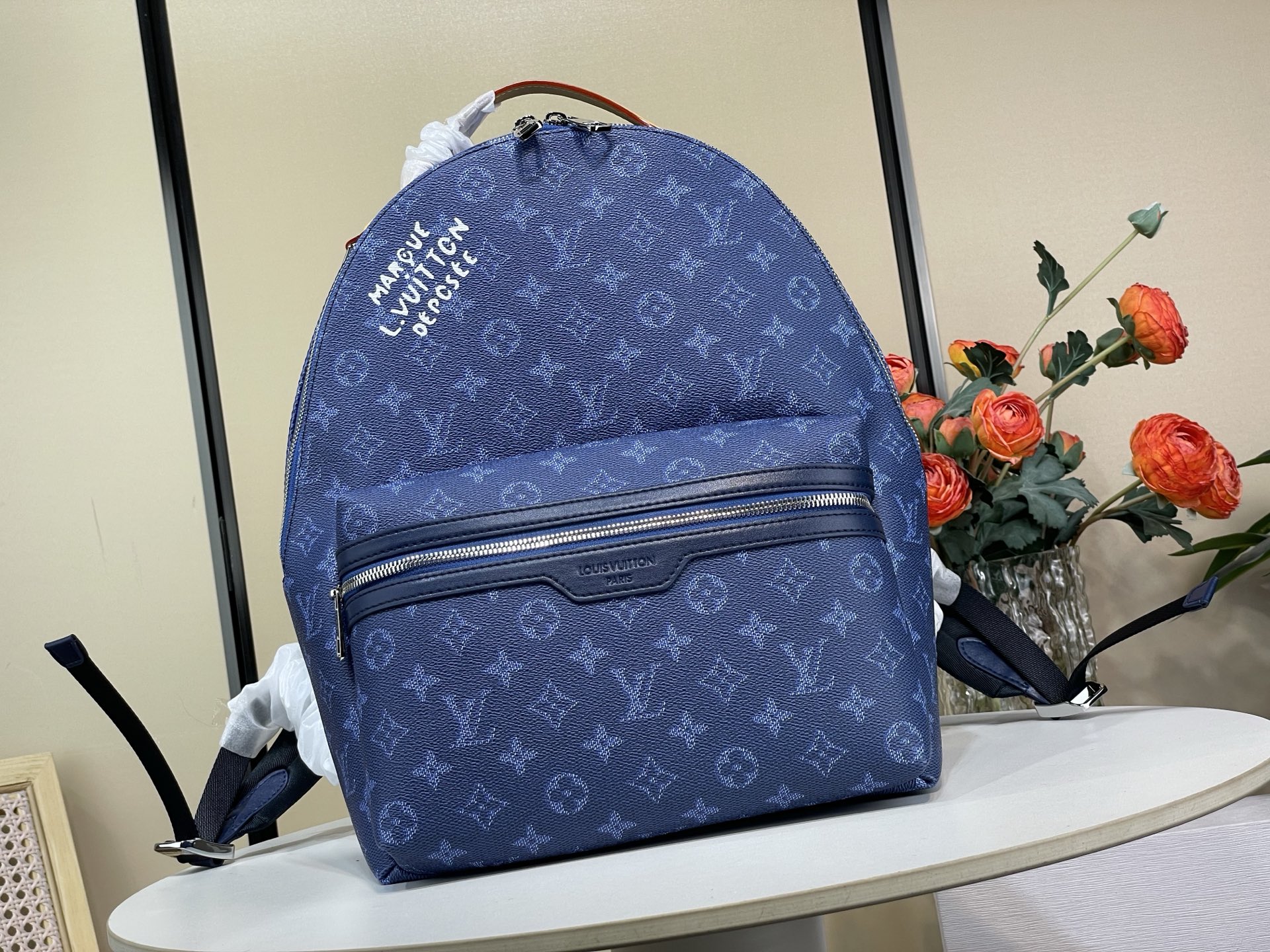 Discovery Small Backpack, Blue Monogram Heritage Coated Canvas, 40 x 20 x 30 cm
