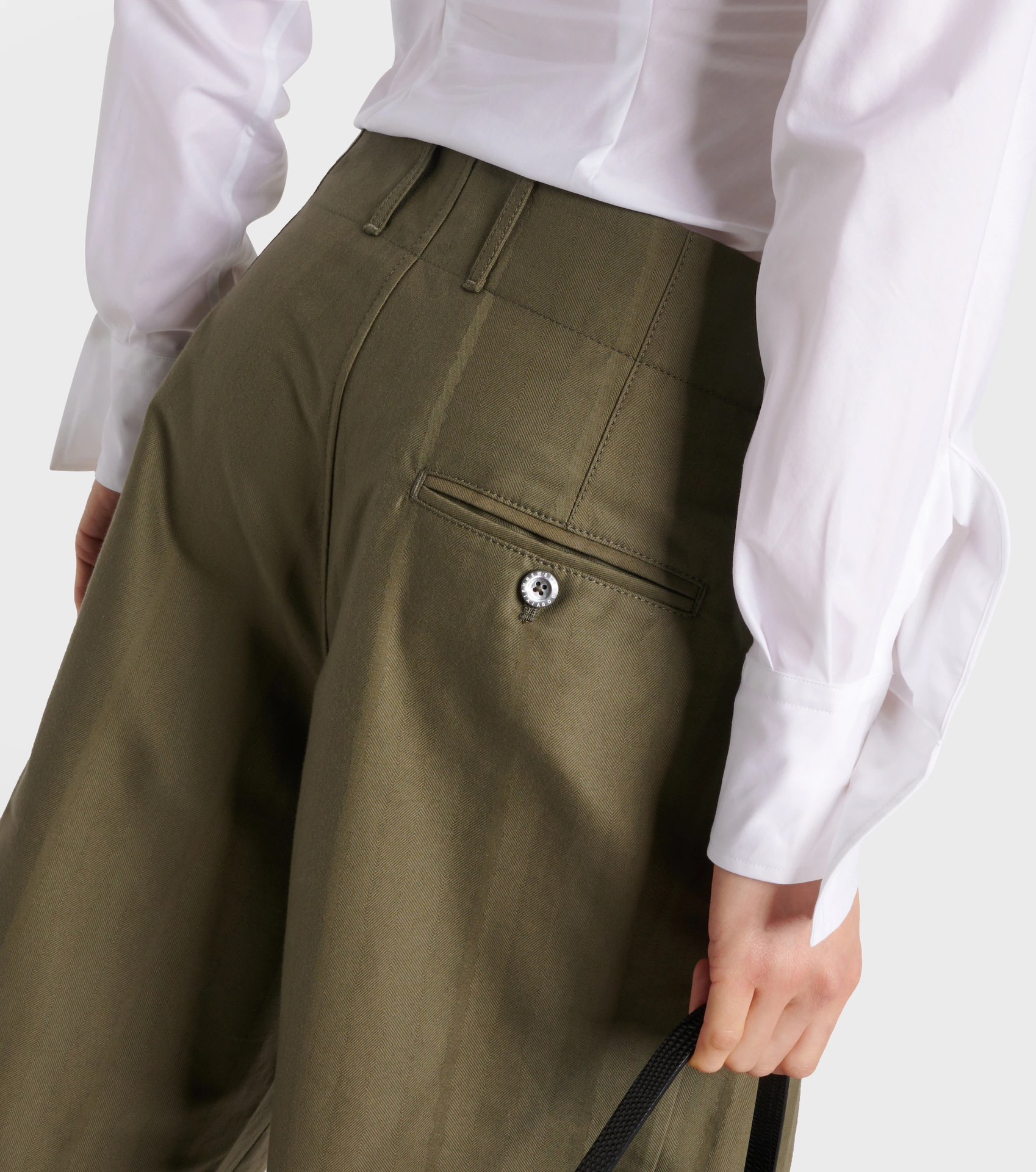 ♥️vivienne* 刺绣双腰松垮长裤！棉 SML