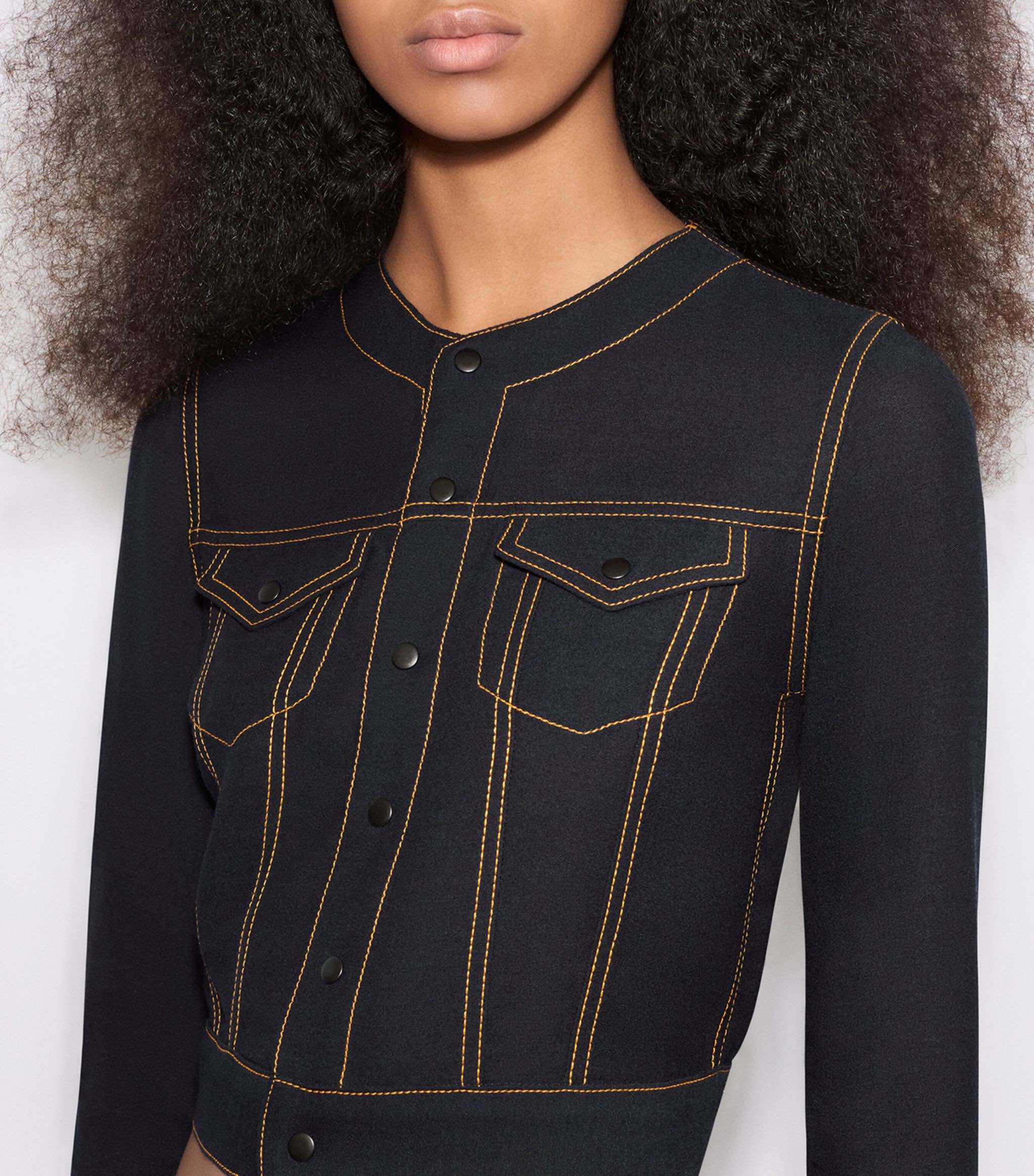 ♥️alai*早秋牛仔走线上衣！SML