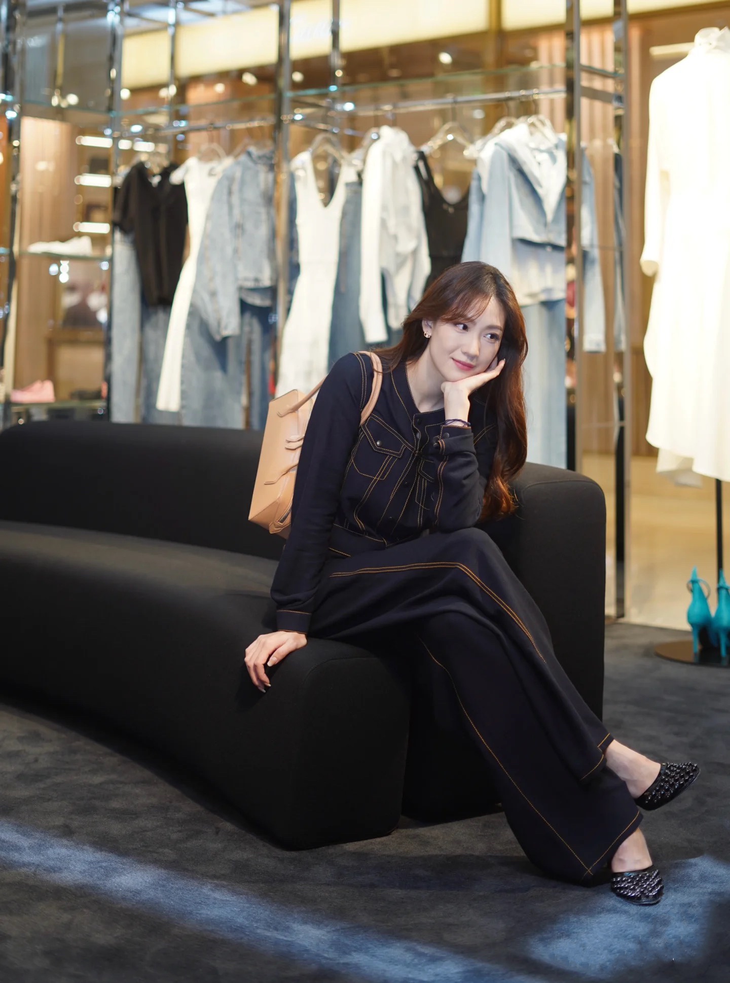 ♥️alai*早秋牛仔走线上衣！SML