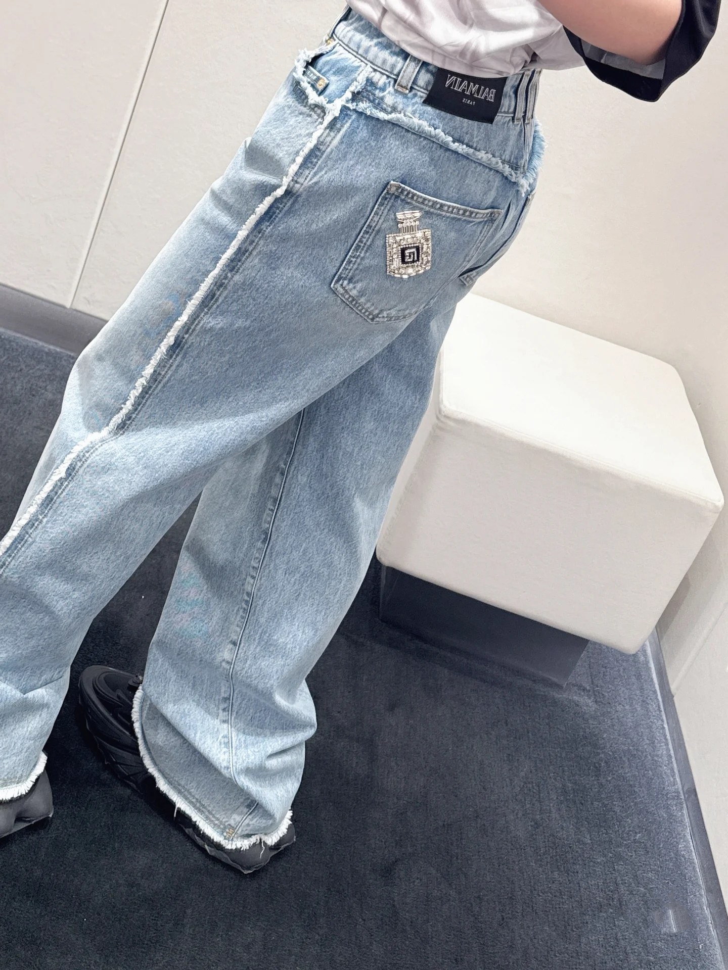 NO:329715,B Hand-studded wool jeans!  cotton SML, jeans,alexander wang19860909B 手工钉钻毛须边牛仔裤！棉 SML,,jeans,alexander wang,Women's clothing