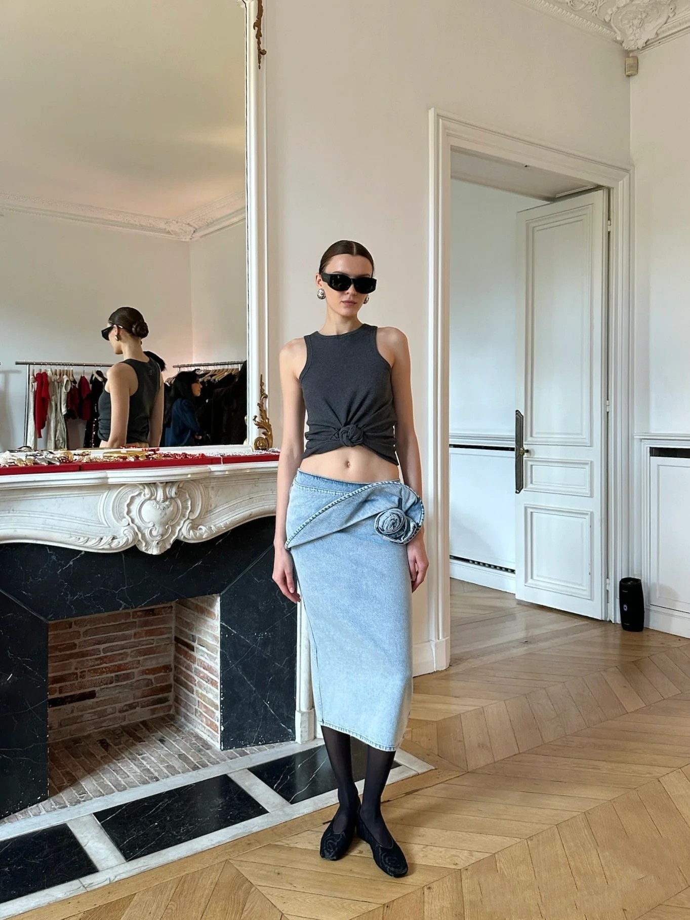 ♥️magda 纽花牛仔半裙！棉 SML