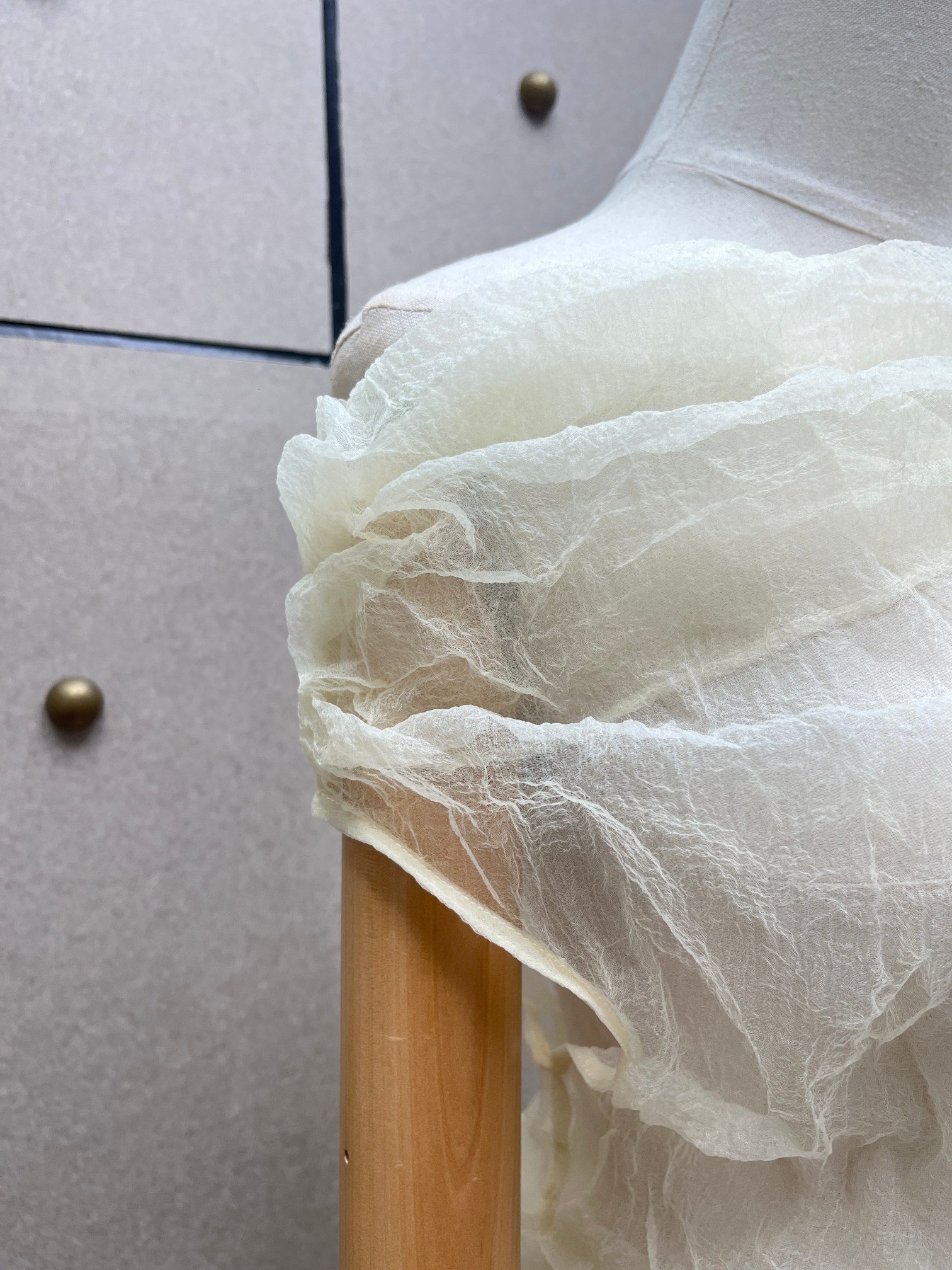 ❤️压褶不规则领上衣！SML