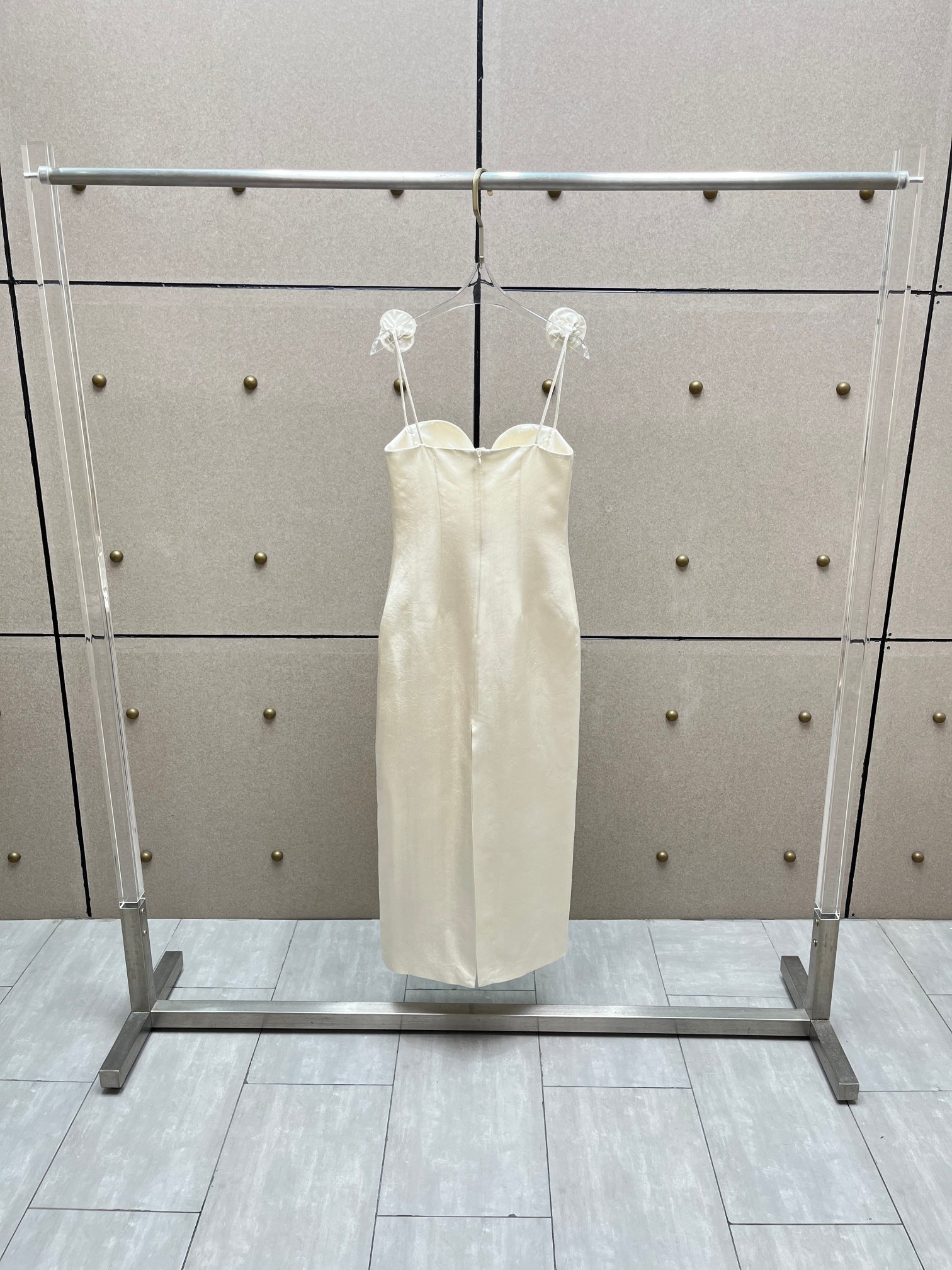 ❤️magda 花朵吊带连衣裙！100％醋酸 两色 SML